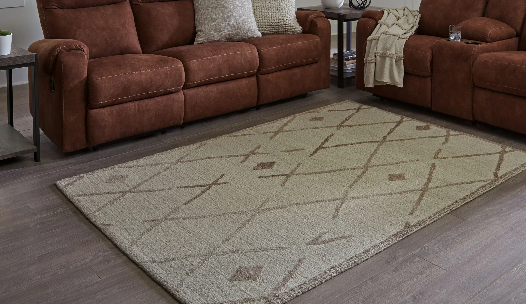 Guyford - Beige / Brown - Medium Rug - 5' x 7' - Image 2