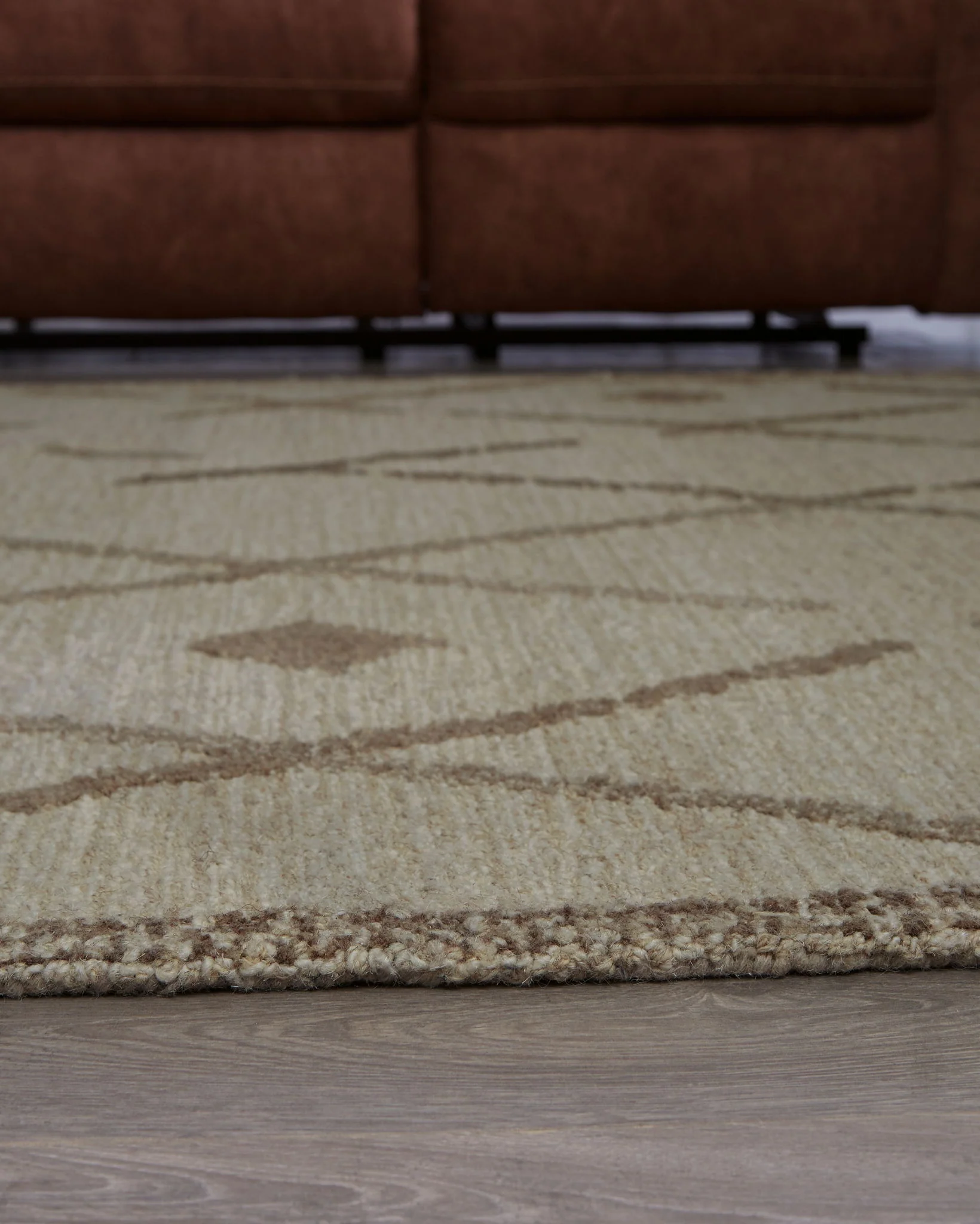 Guyford - Beige / Brown - Medium Rug - 5' x 7' - Image 3