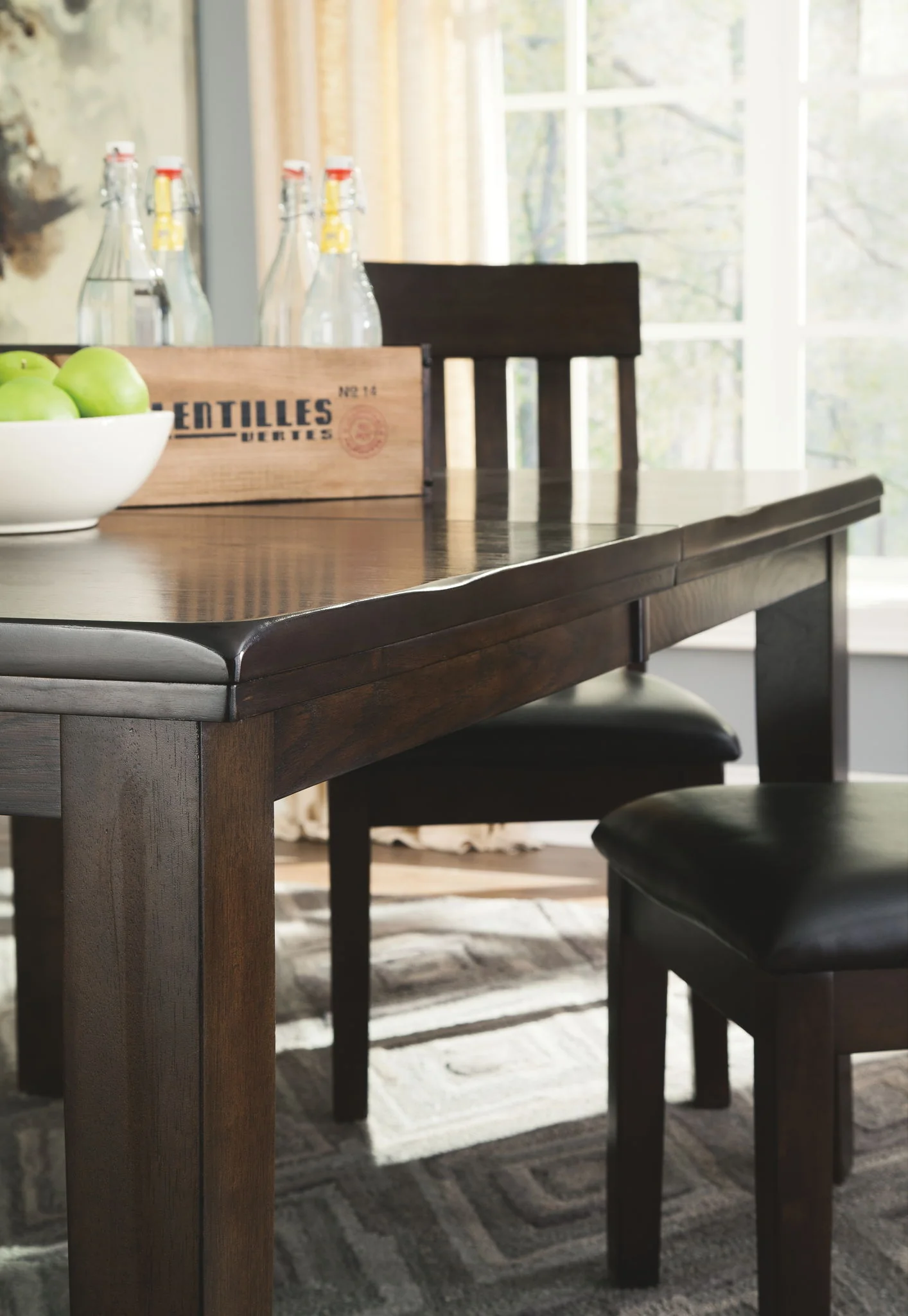 Haddigan - Dark Brown - 7 Pc. - Extension Table, 6 Side Chairs - Image 3