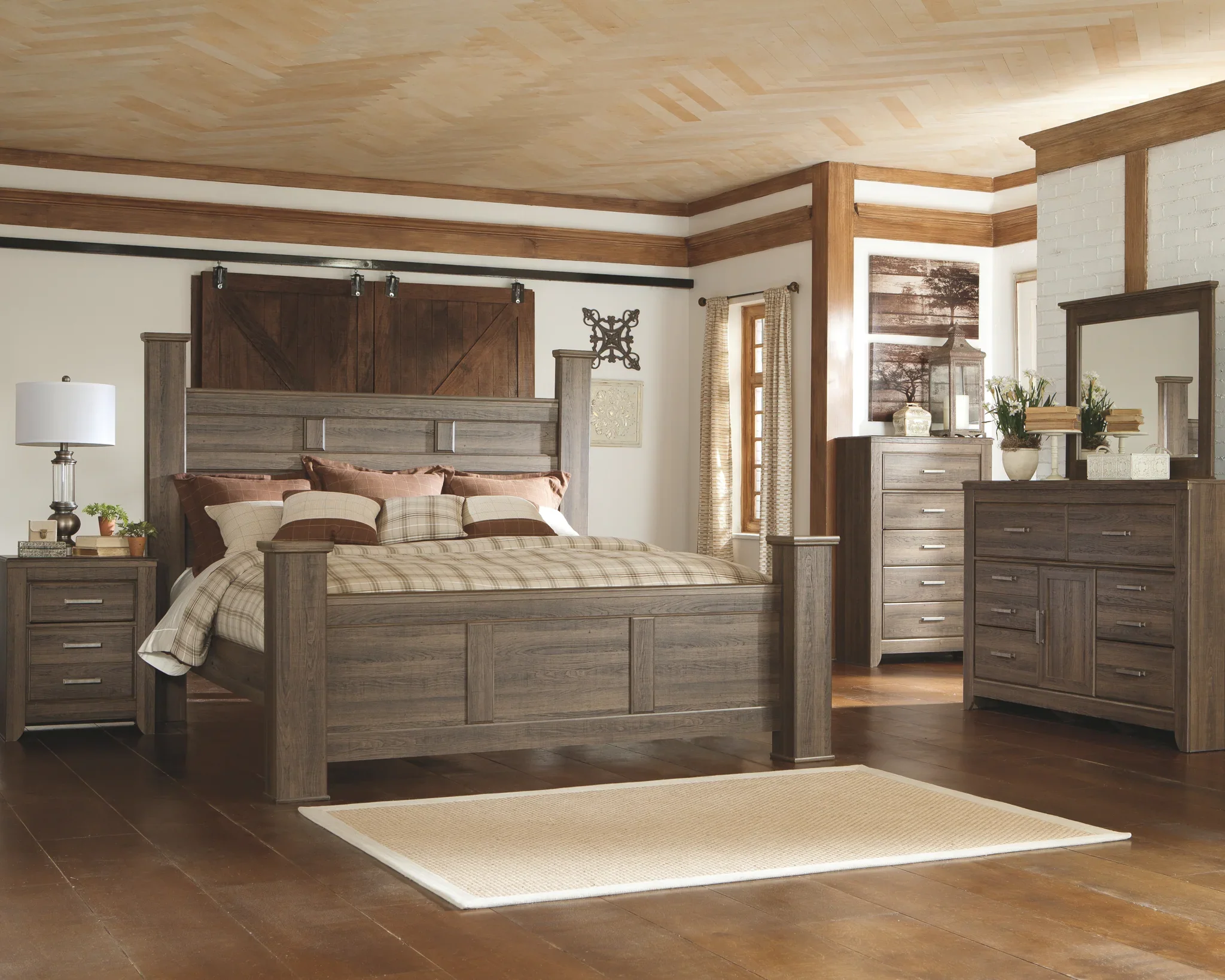 Juararo - Dark Brown - King Poster Bed - Image 3