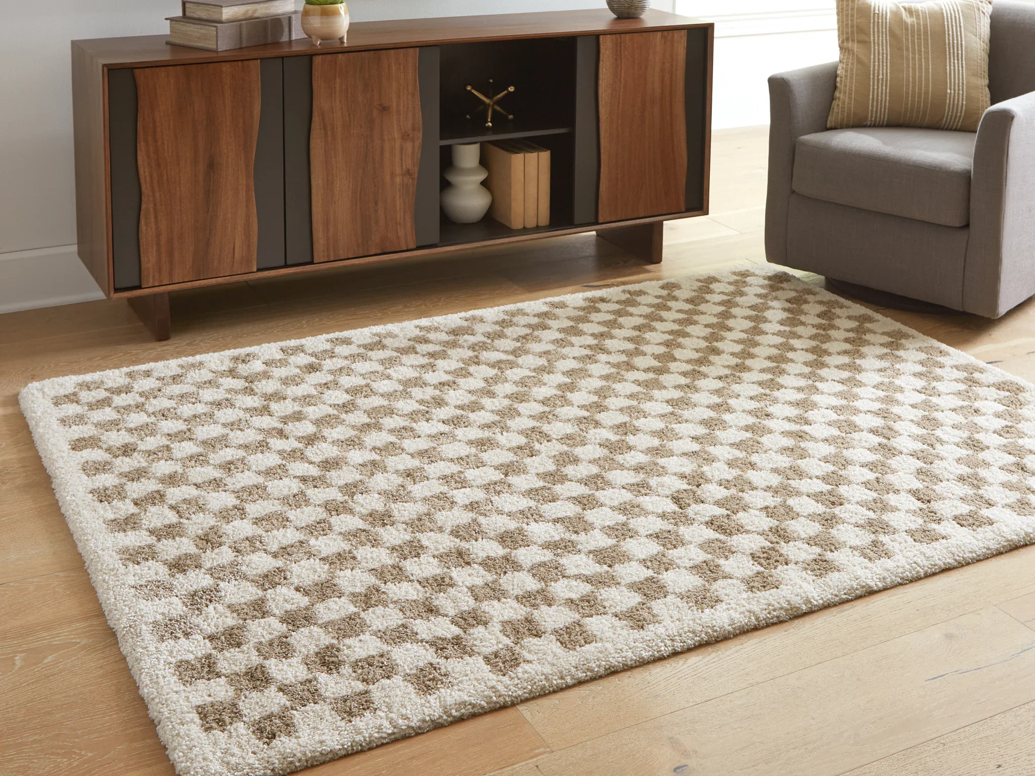 Karamen - Taupe / Ivory - Medium Rug - 5' x 7' - Image 2