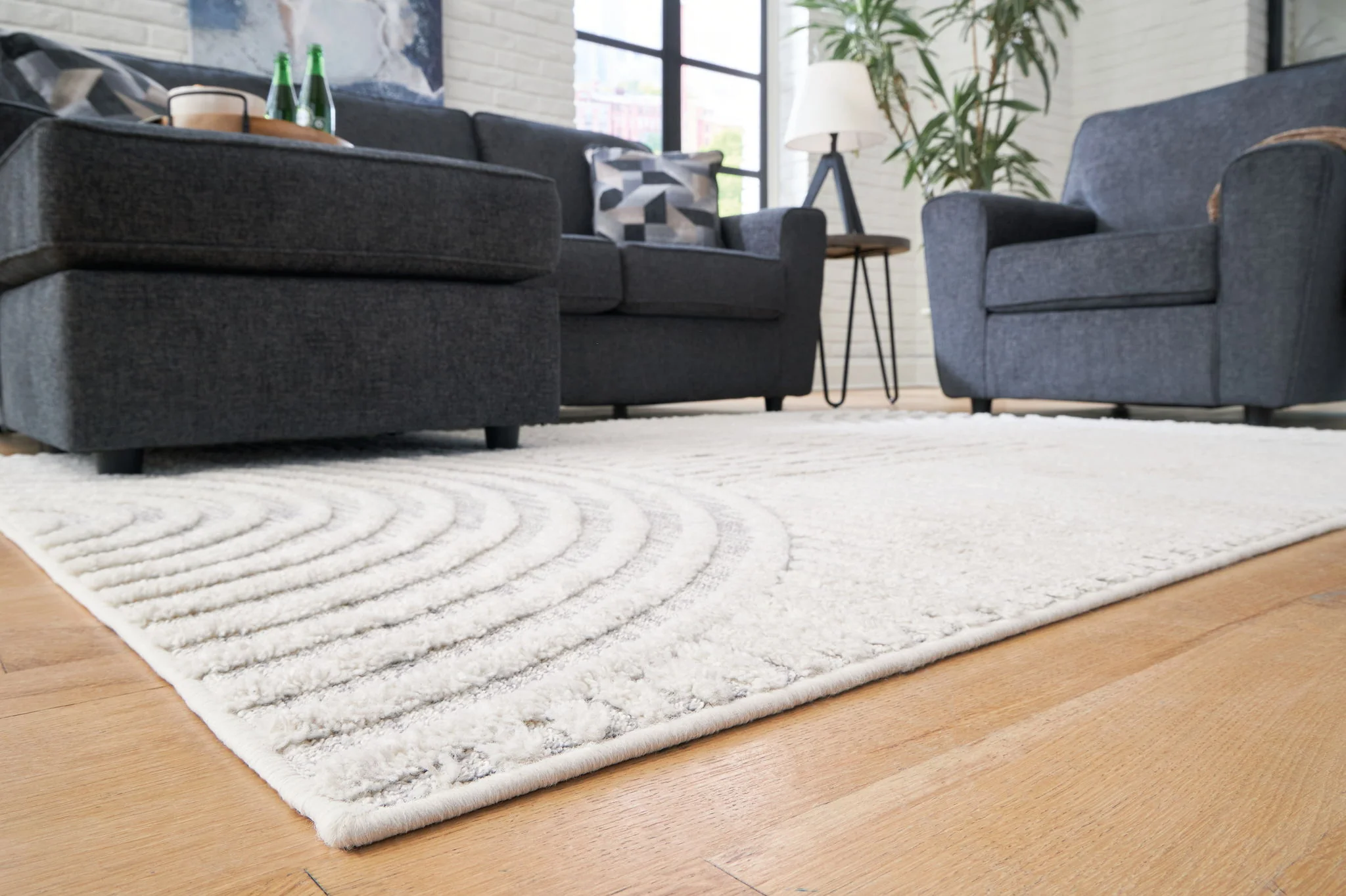 Lambworth - Gray / Cream - Large Rug - 8' x 10' - Image 3