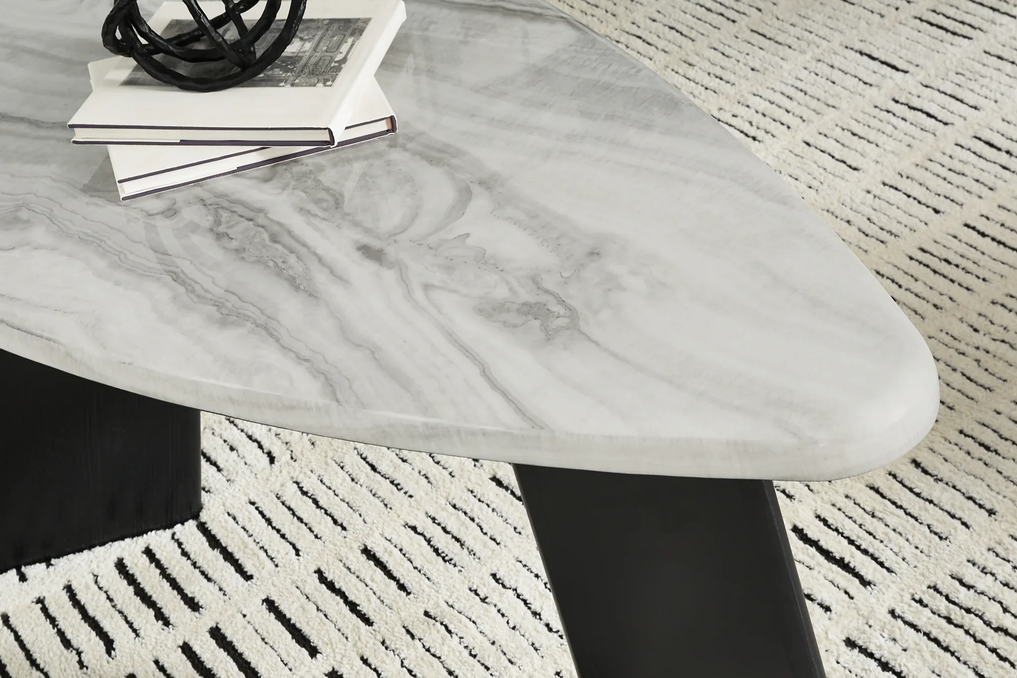 Lilyberg - Gray / Black - Occasional Table Set (Set of 3) - Image 4