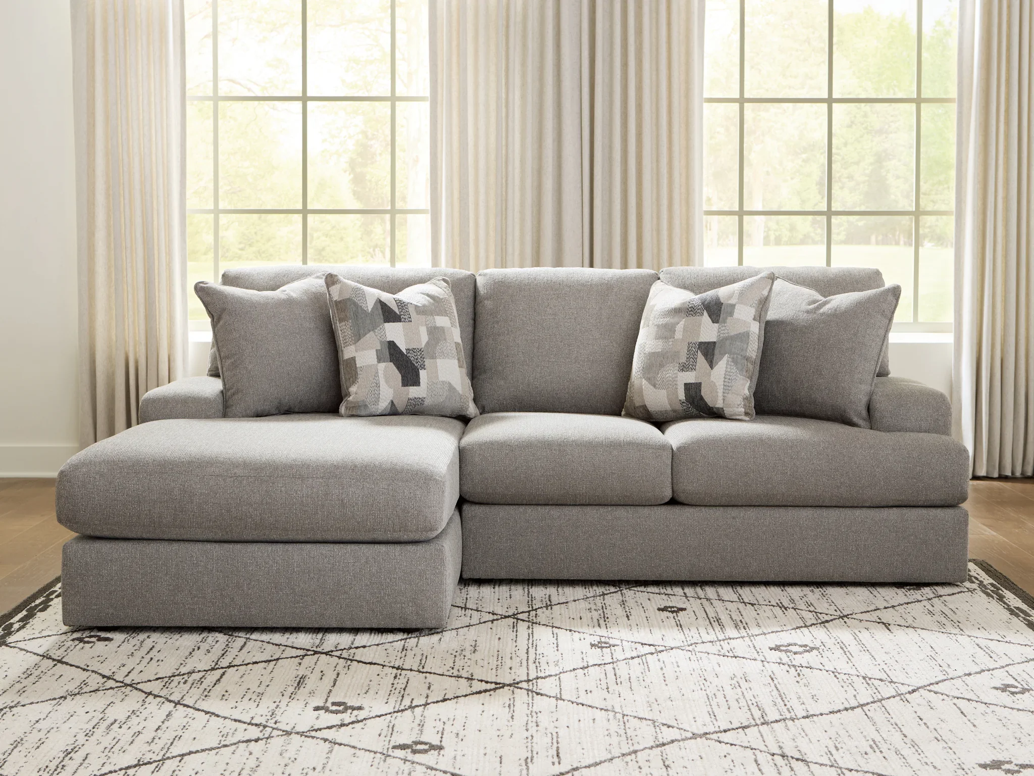 Lindon - 2-Piece Sectional With LAF Corner Chaise - Smoke - Image 2