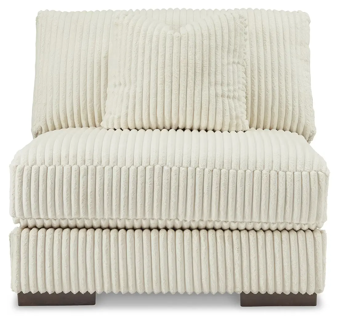 Lindyn - Ivory - 4-Piece Sectional With Raf Corner Chaise - Image 8
