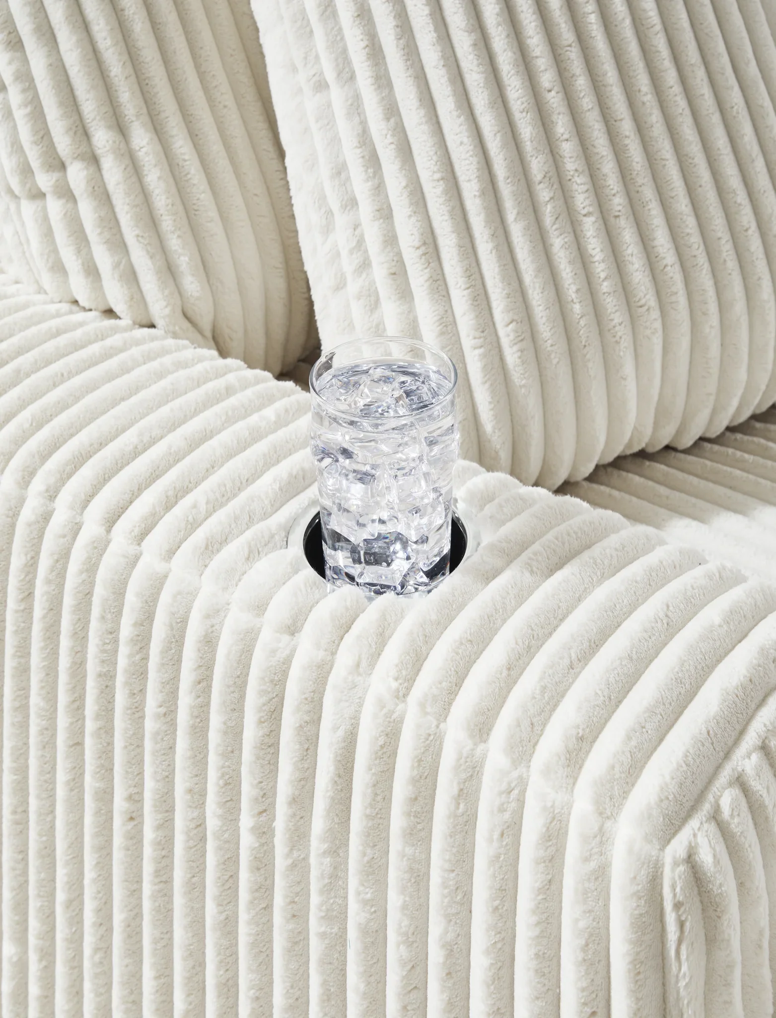 Lindyn - Ivory - Chaise - Image 5