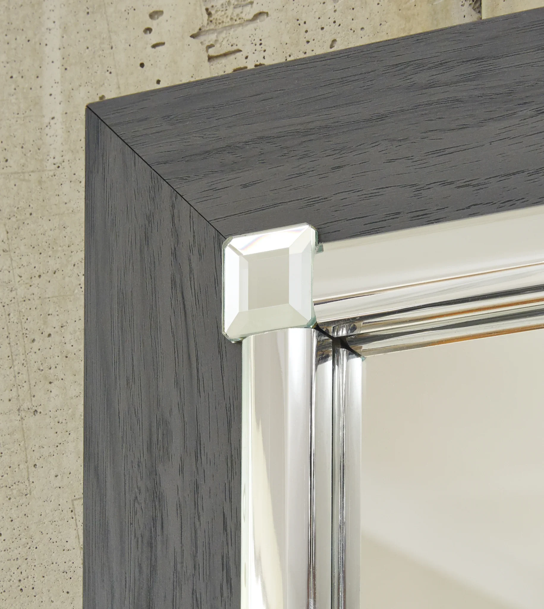 Lodanna - Gray - Dresser, Mirror - Image 4