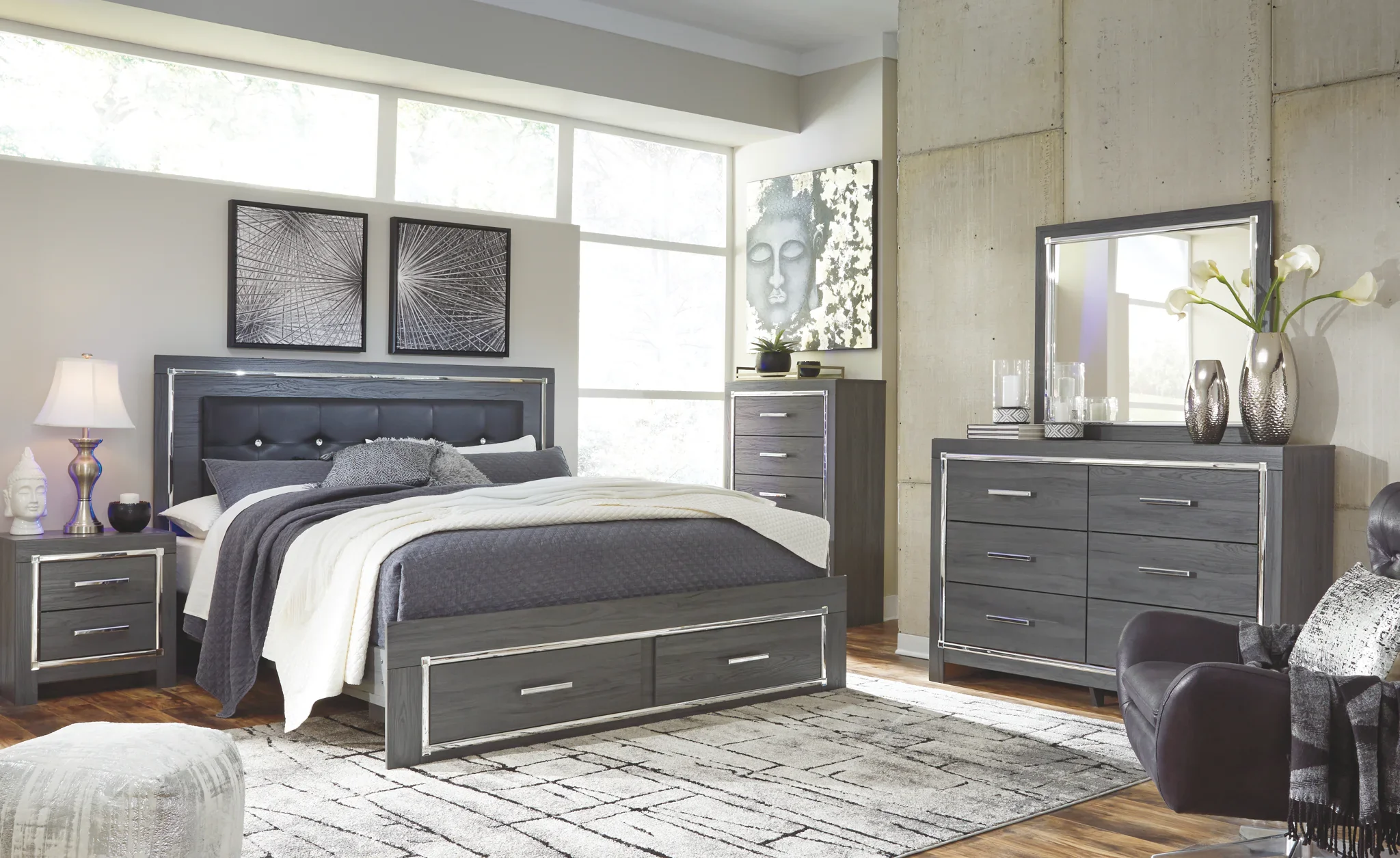 Lodanna - Gray - King Panel Bed With 2 Storage Drawers - Image 4