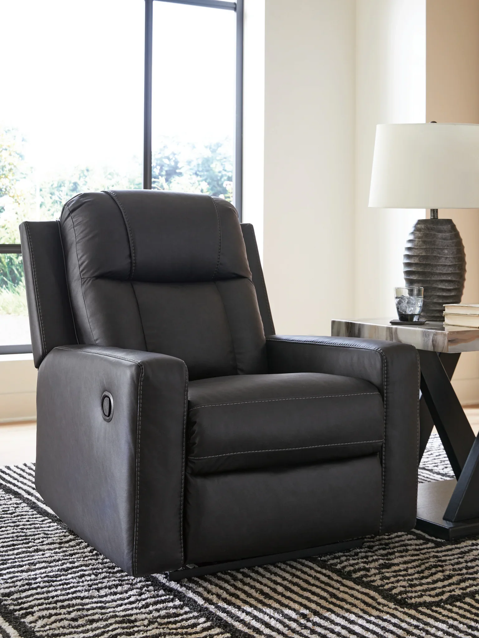 Mackmenville - Zero Wall Recliner - Carbon - Image 2