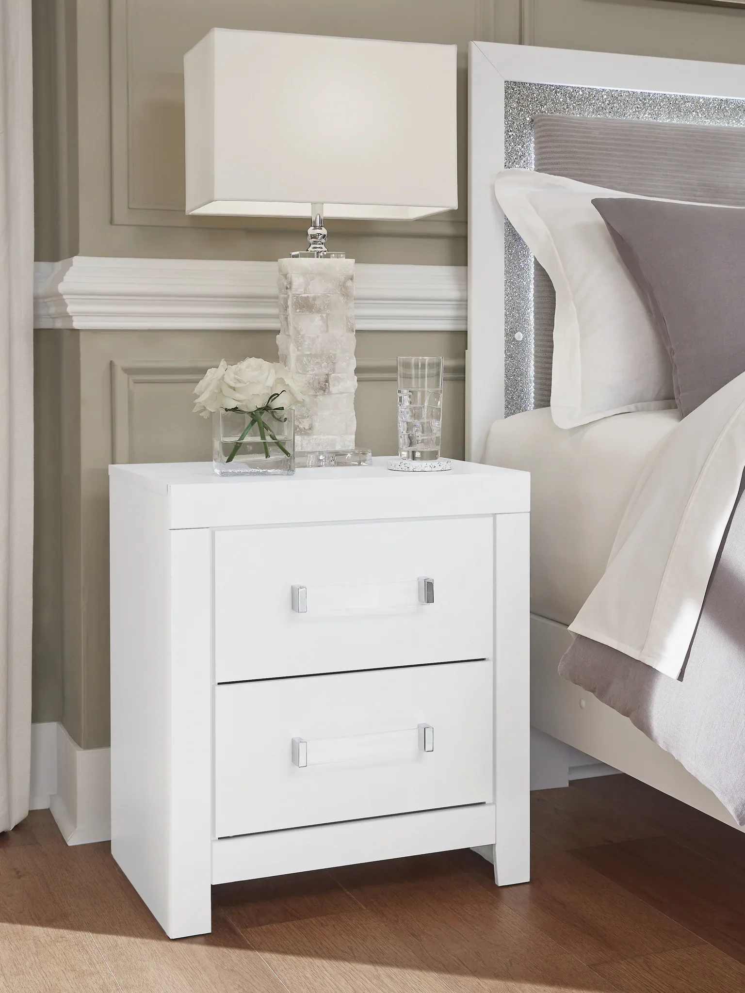 Maeling - Two Drawer Night Stand - White - Image 2