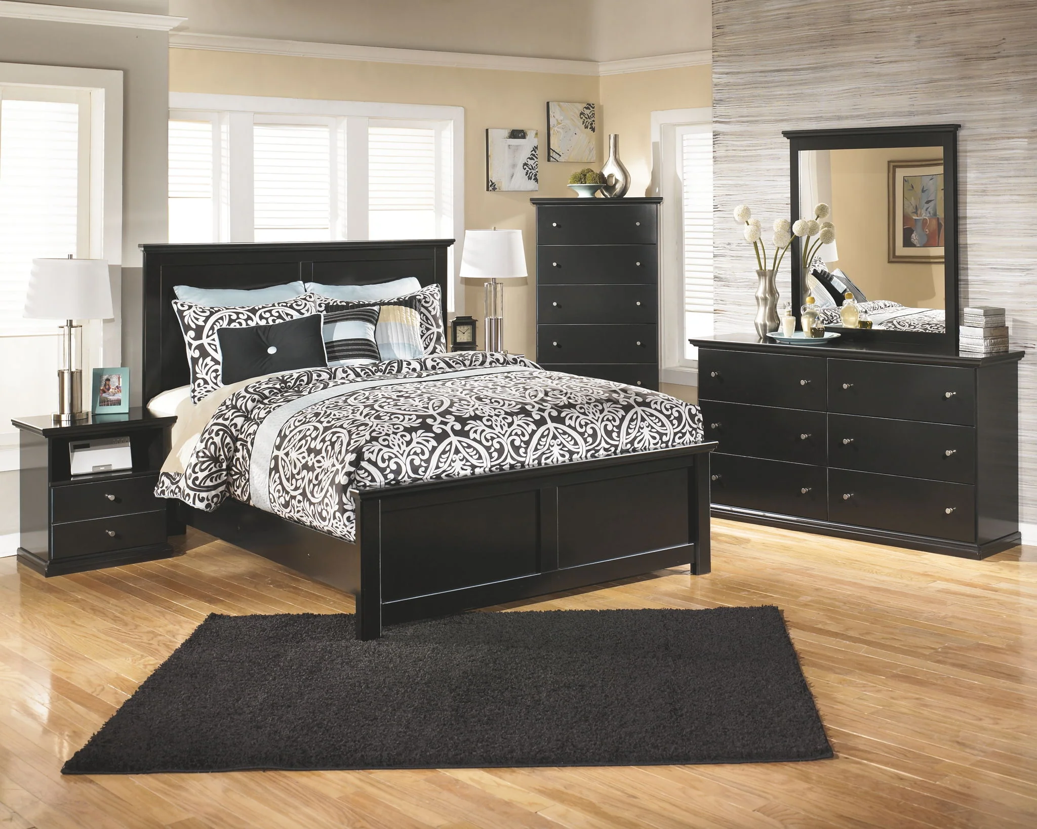 Maribel - Black - Five Drawer Chest - Image 6