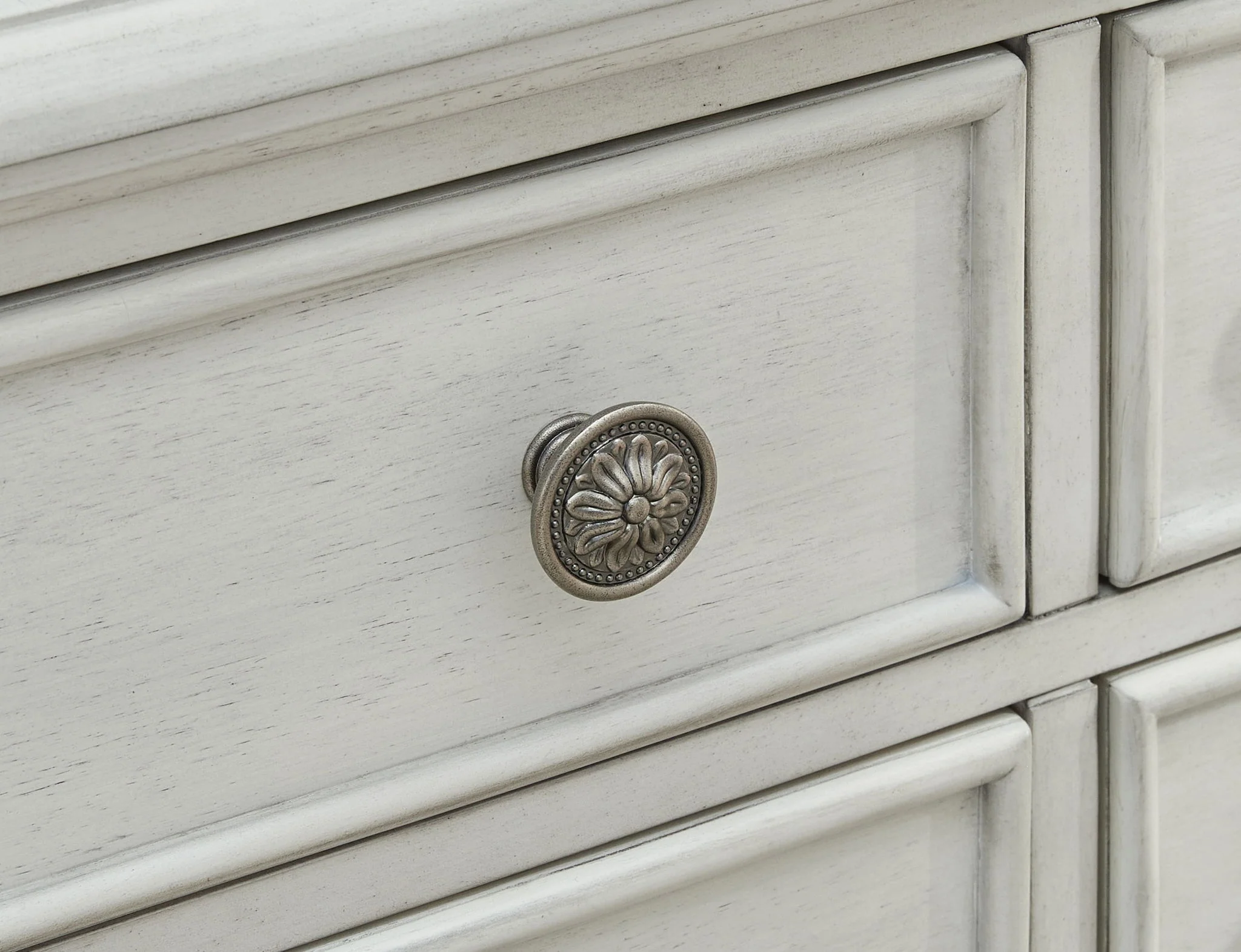 Montelaine - Antique White - Dining Room Server - Image 8
