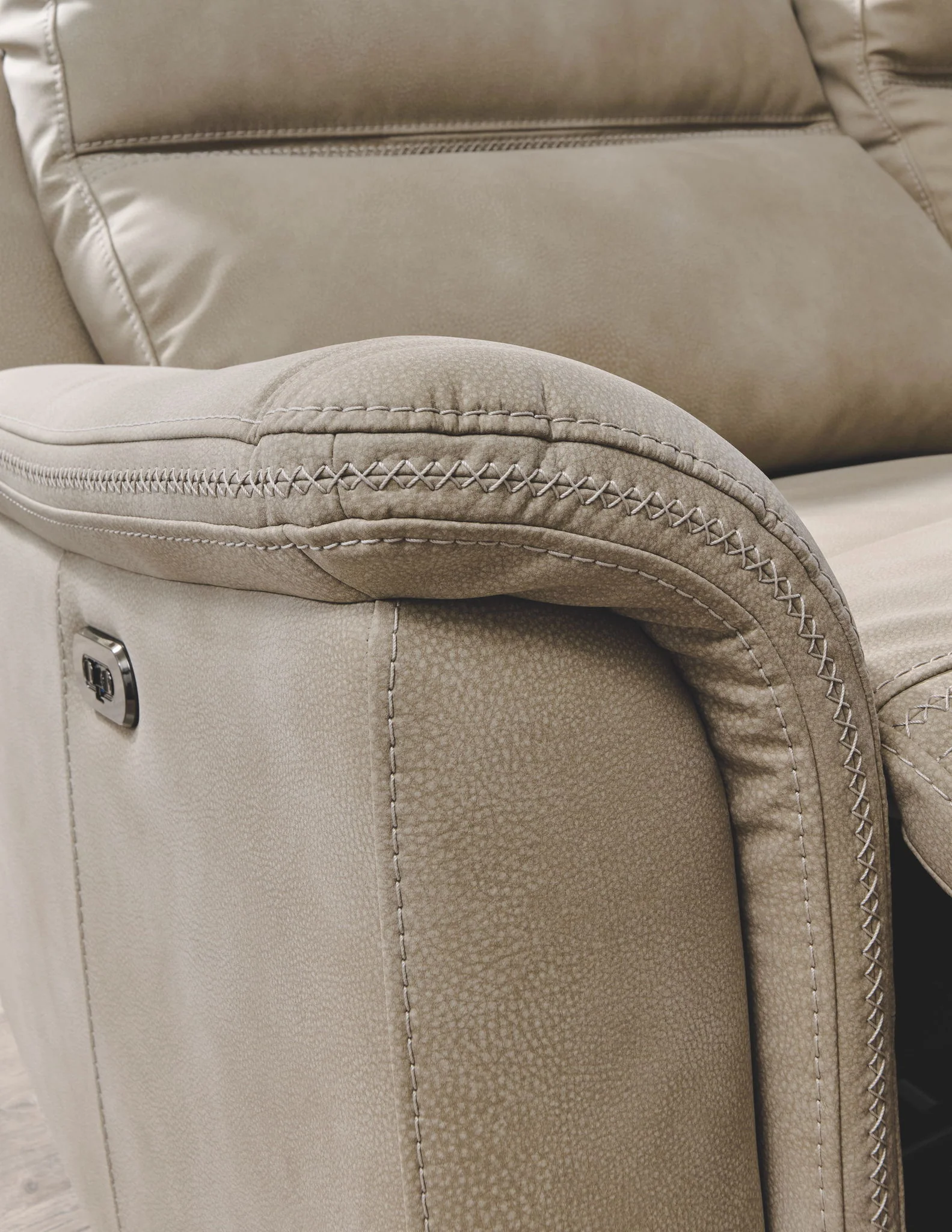 Next-gen Durapella - Sand - Power Reclining Loveseat With Console/Headrest - Image 9