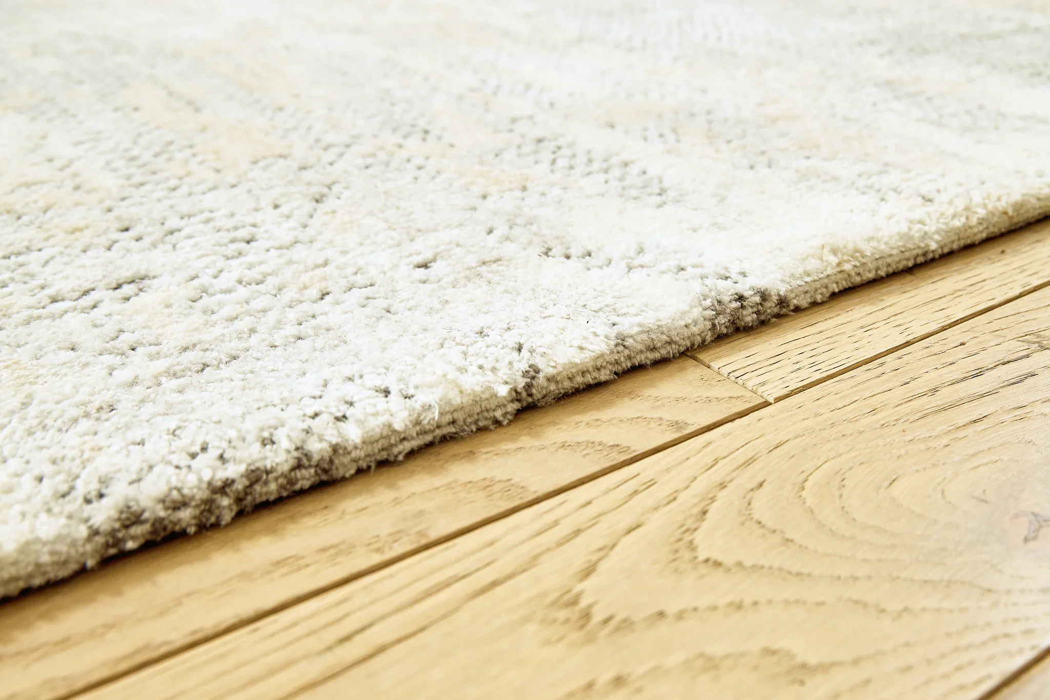 Raif - 8' x 10' Rug - Gray / White / Cream - Image 3