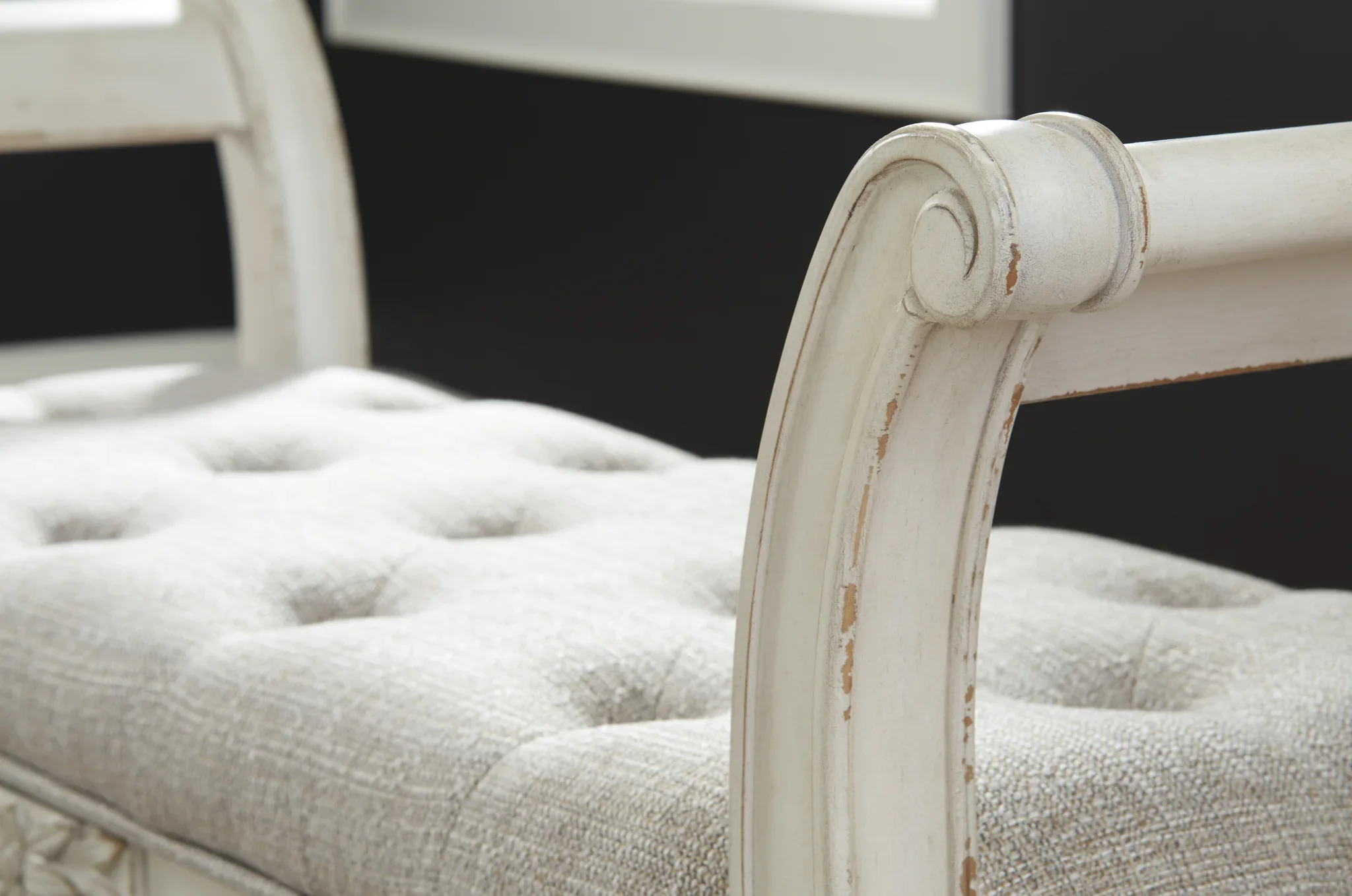 Realyn - Antique White - Accent Bench - Image 5
