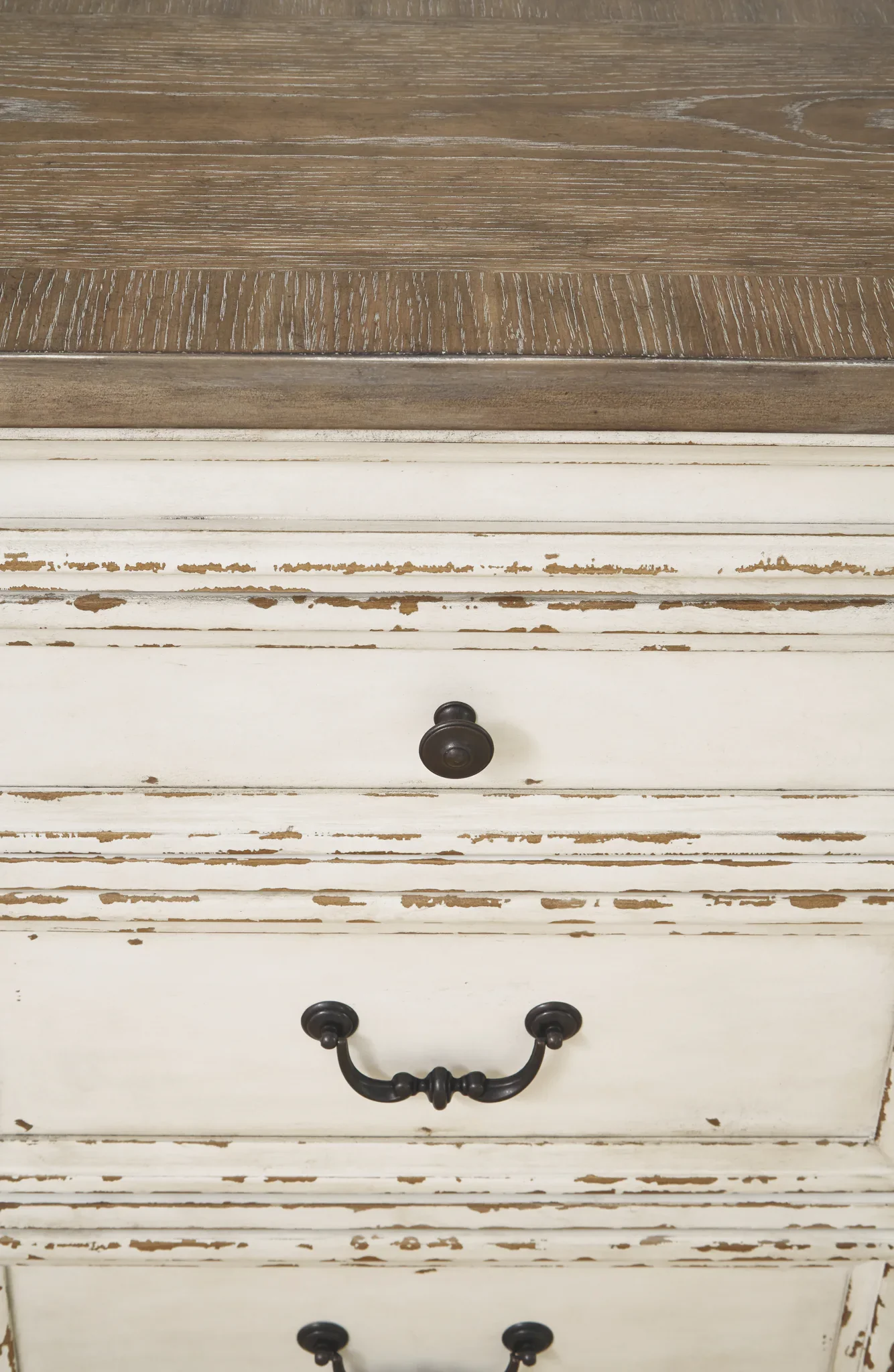 Realyn - Chipped White - Dining Room Server - Image 8