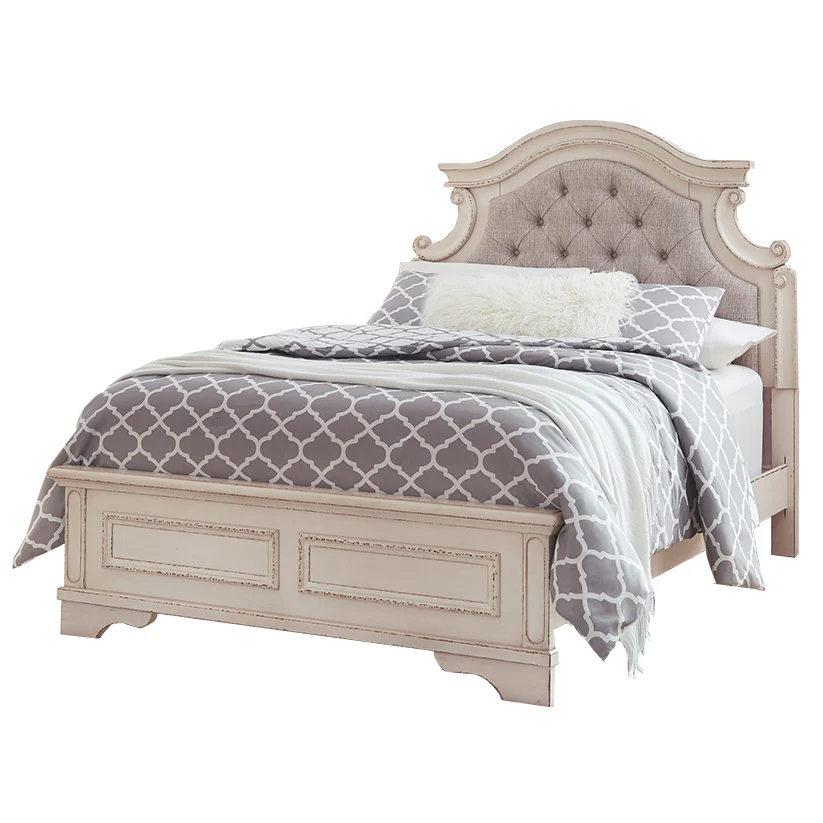 Realyn - Chipped White - Full Panel Bed