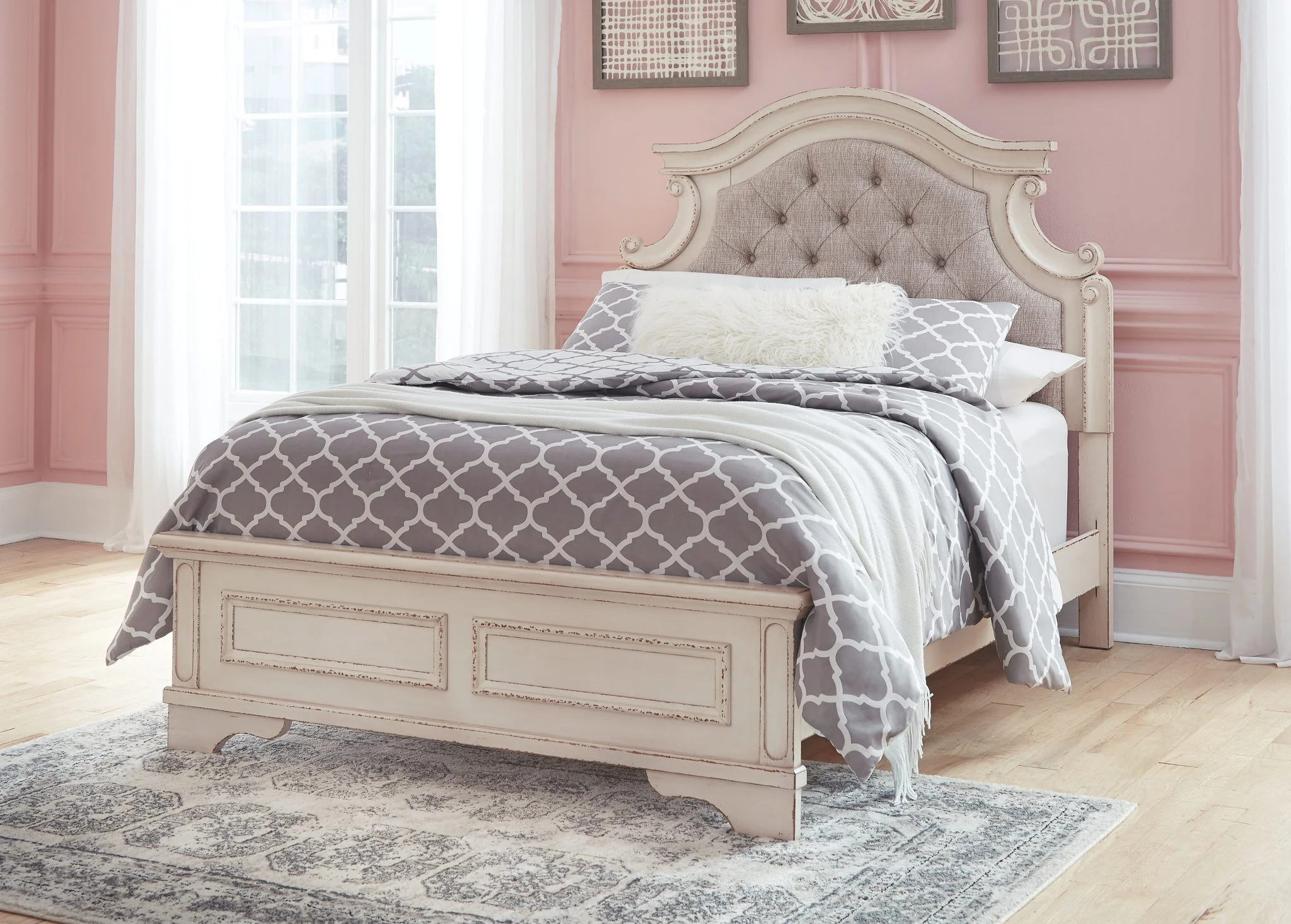 Realyn - Chipped White - Full Panel Bed - Image 2