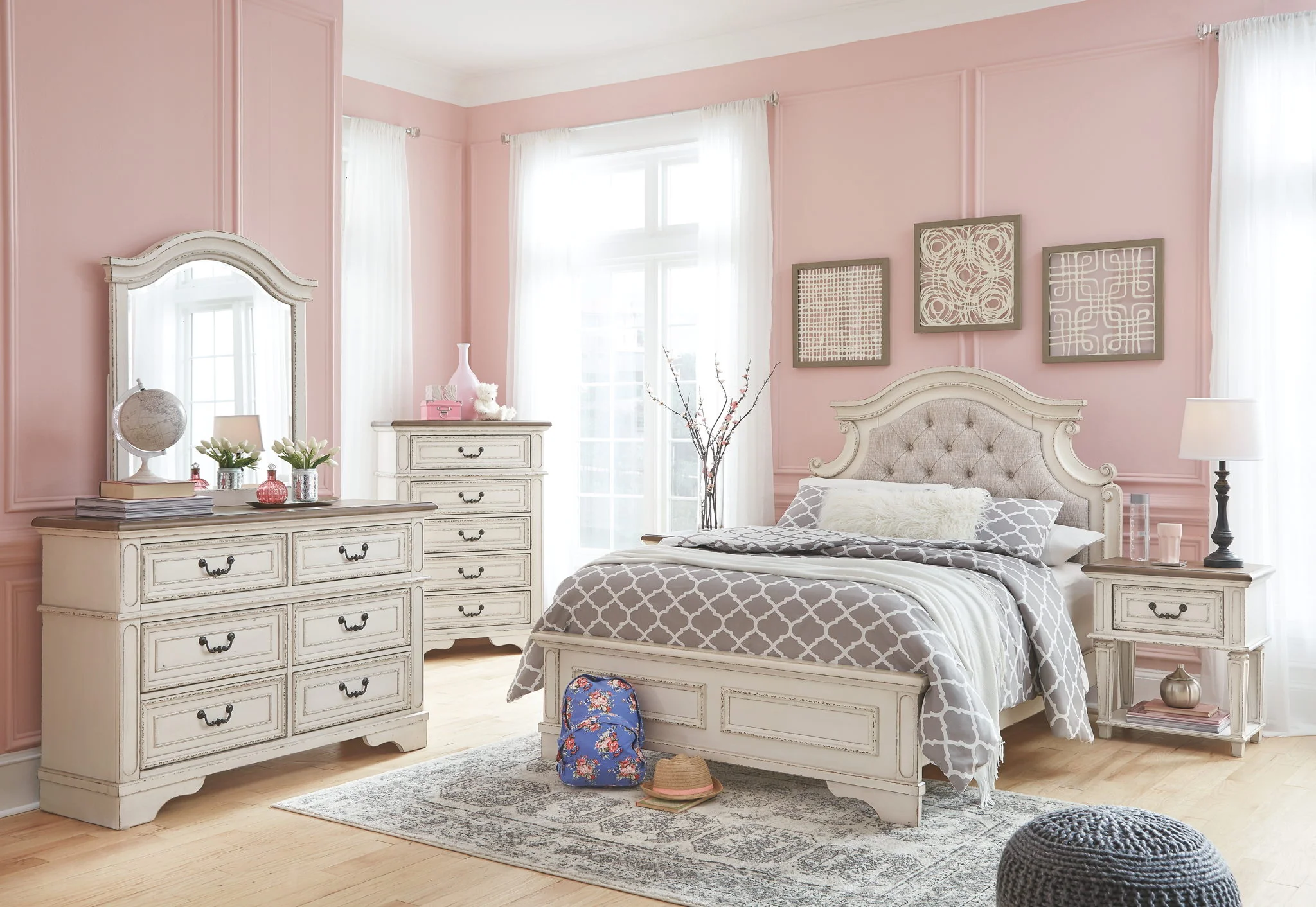 Realyn - Chipped White - Full Panel Bed - Image 3