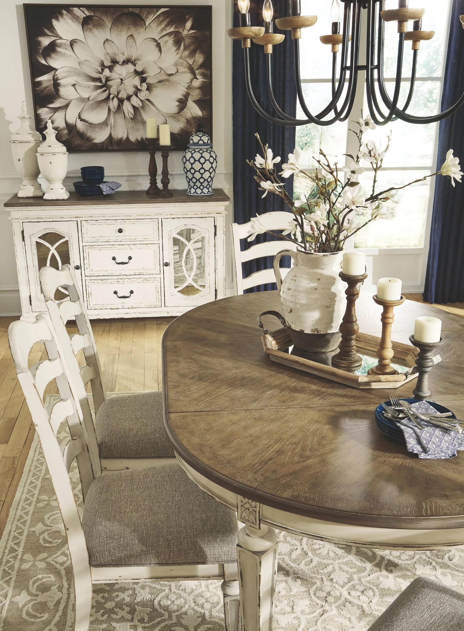 Realyn - Chipped White - Oval Dining Room Ext Table - Image 6
