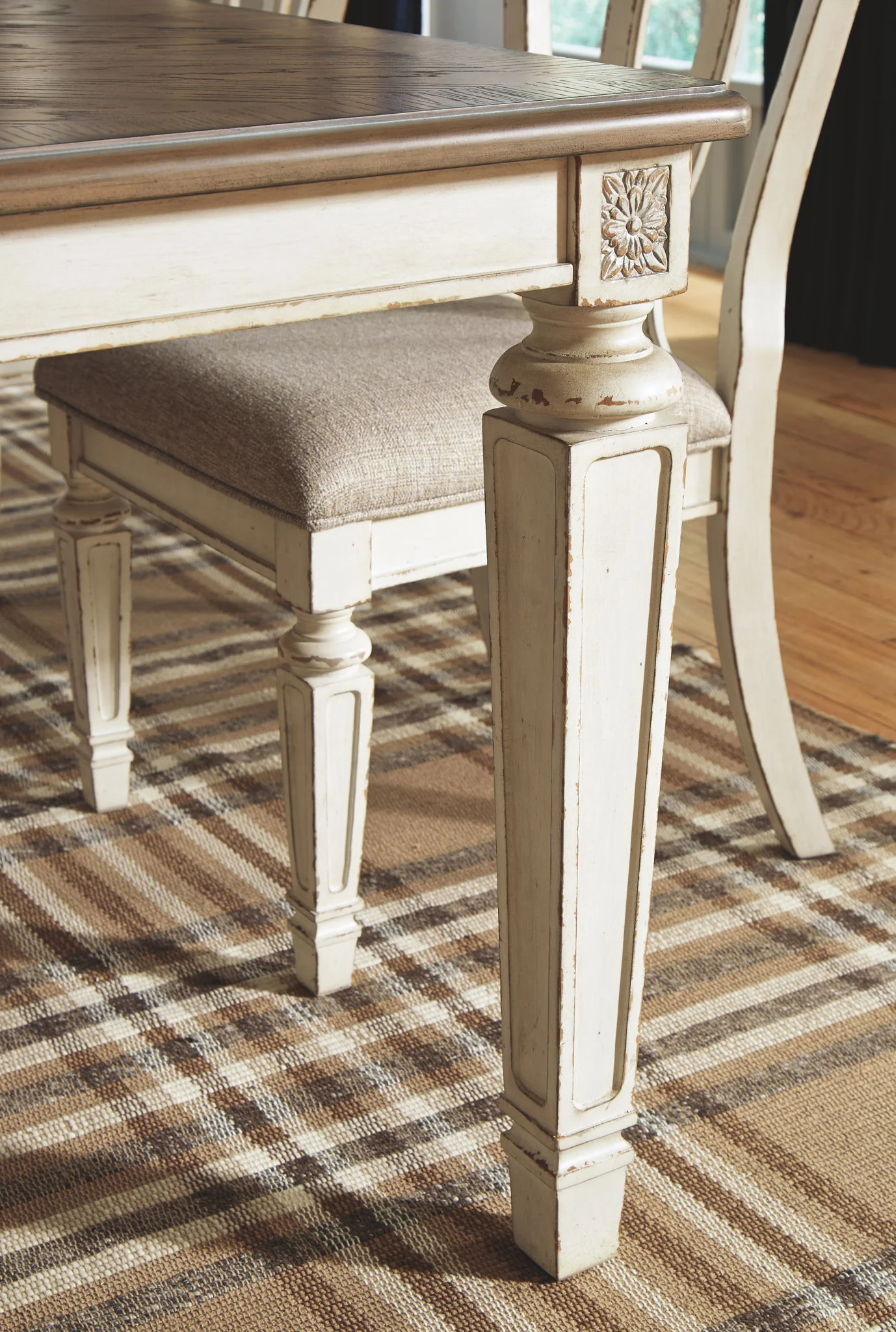 Realyn - Chipped White - Rect Dining Room Ext Table - Image 6