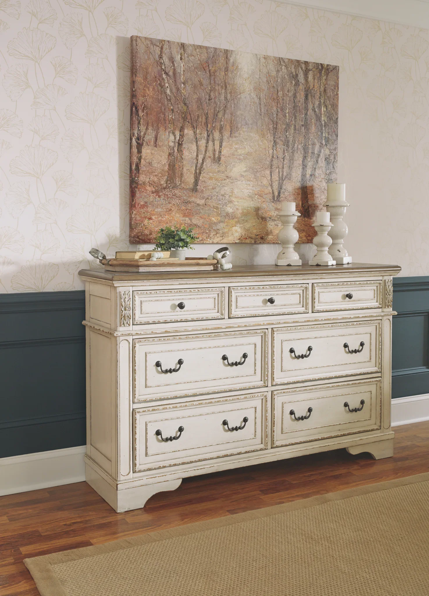 Realyn - White / Brown / Beige - Dresser - 7-drawer - Image 5