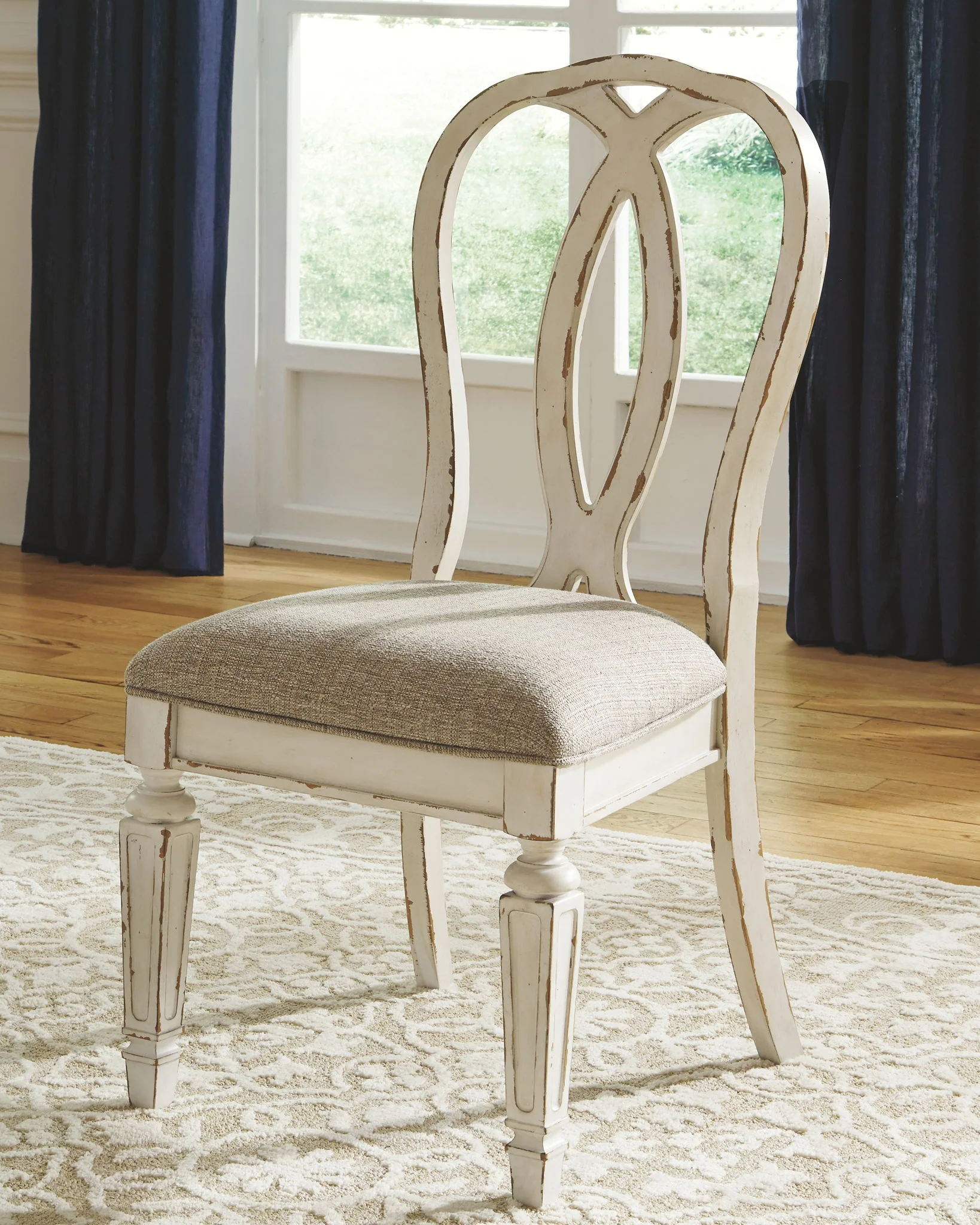 Realyn - White - 9 Pc. - Extension Table, 4 Ladderback Side Chairs, 4 Ribbon Back Side Chairs - Image 4