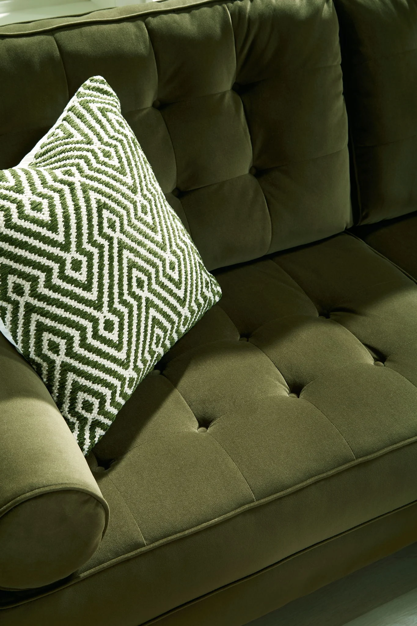Reveon Lakes - Olive - Chaise - Image 6