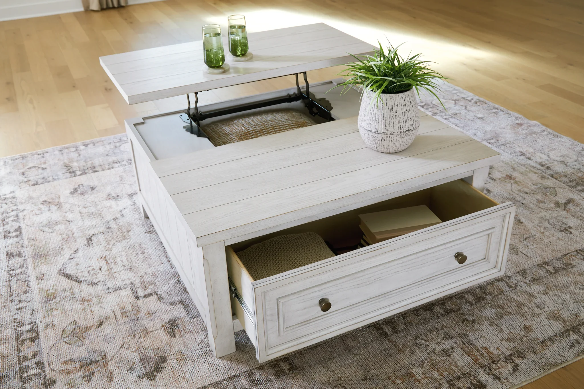 Robbinsdale - Lift Top Cocktail Table - Antique White - Image 7