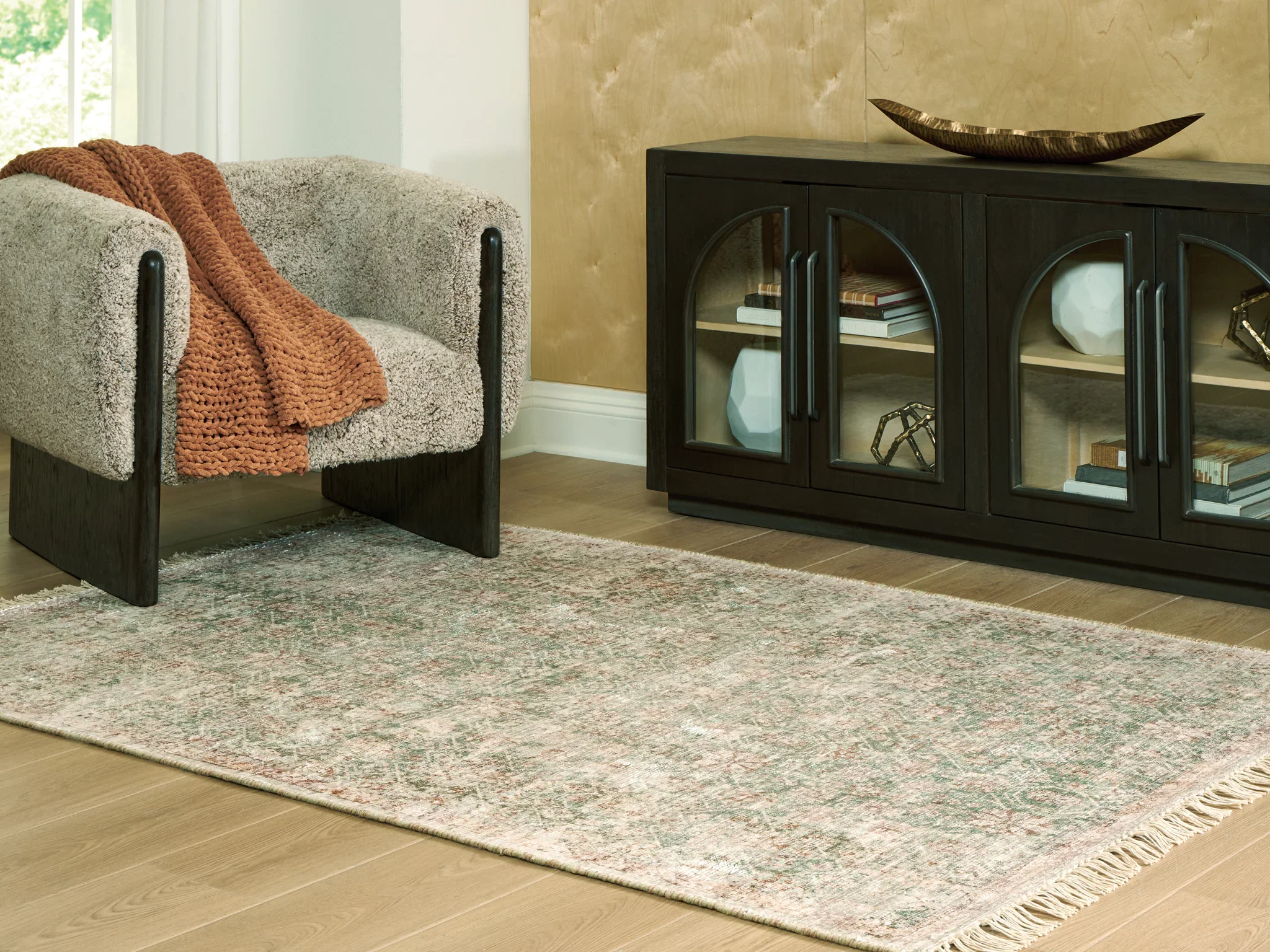 Rossbury - 5' x 7' Rug - Multi - Image 2