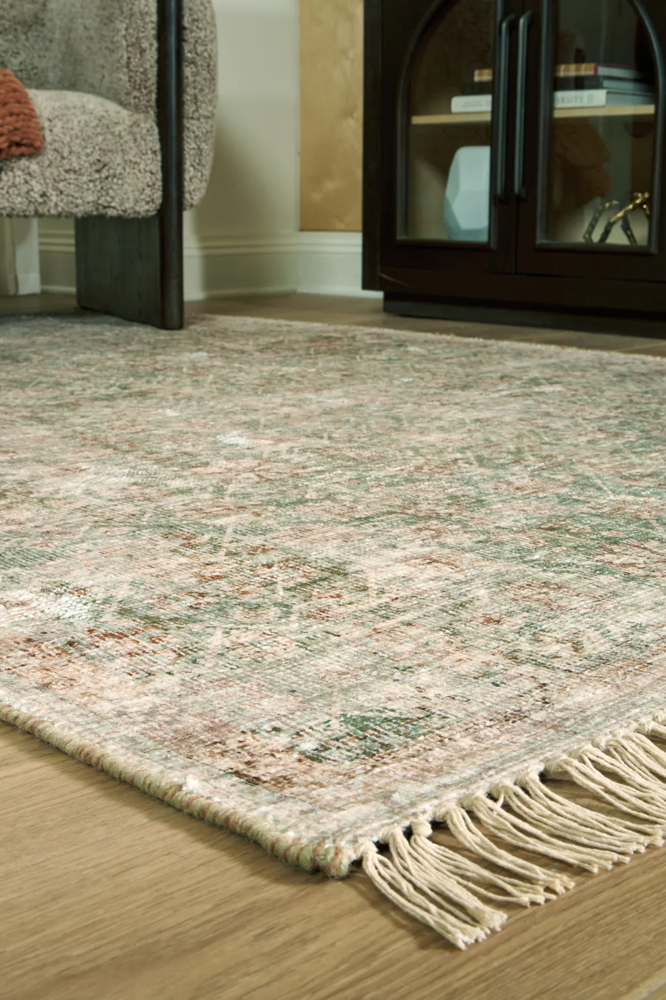 Rossbury - 5' x 7' Rug - Multi - Image 3