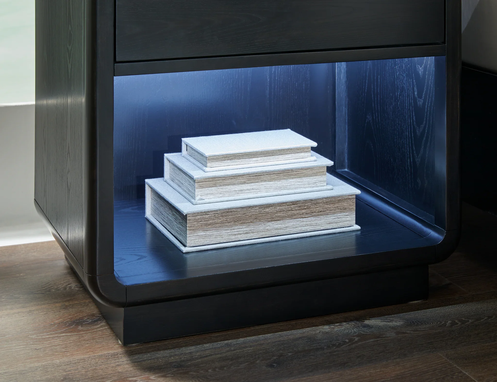 Rowanbeck - Black - One Drawer Night Stand - Image 7