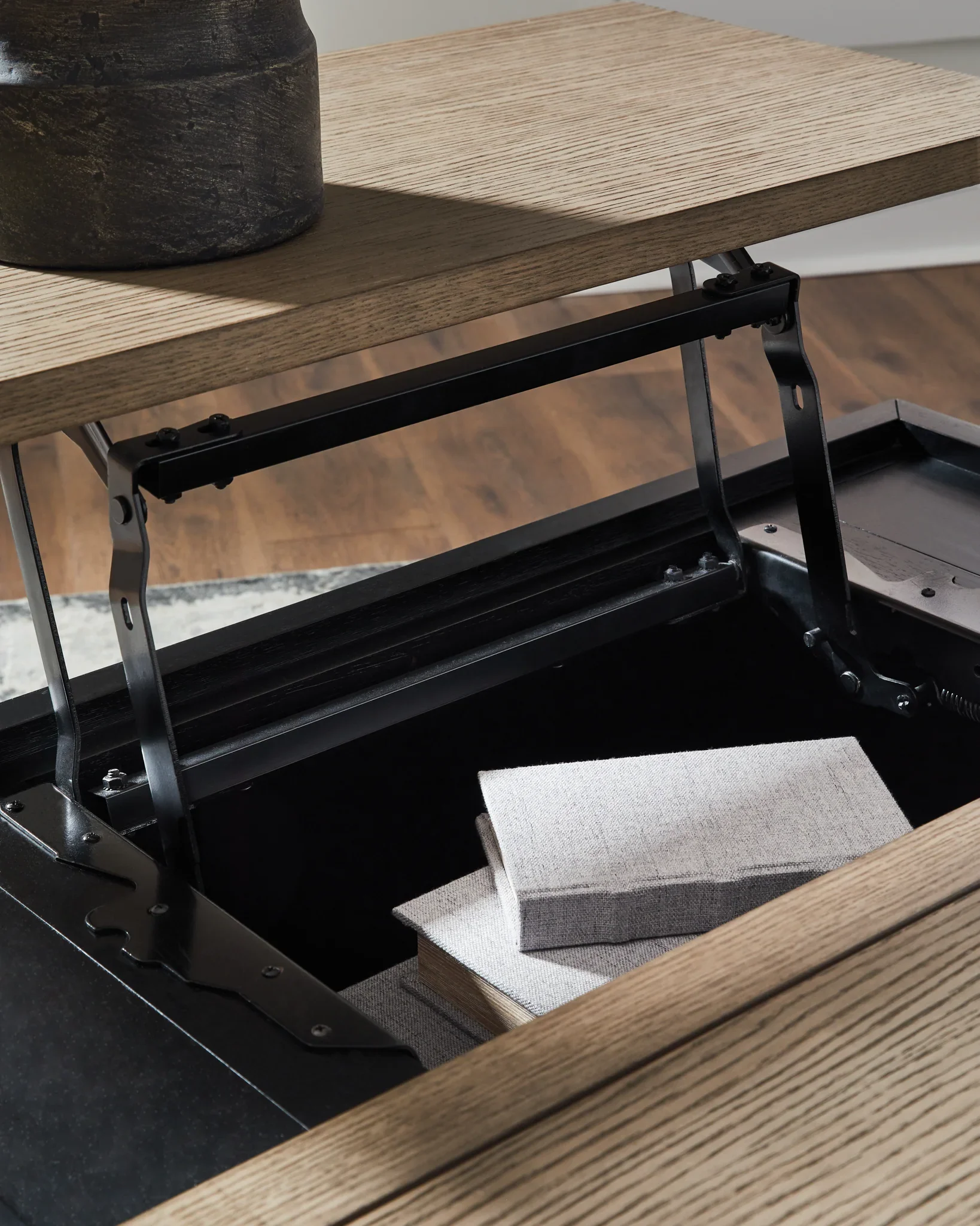 Rylandyn - Lift Top Cocktail Table - Black / Light Brown - Image 7