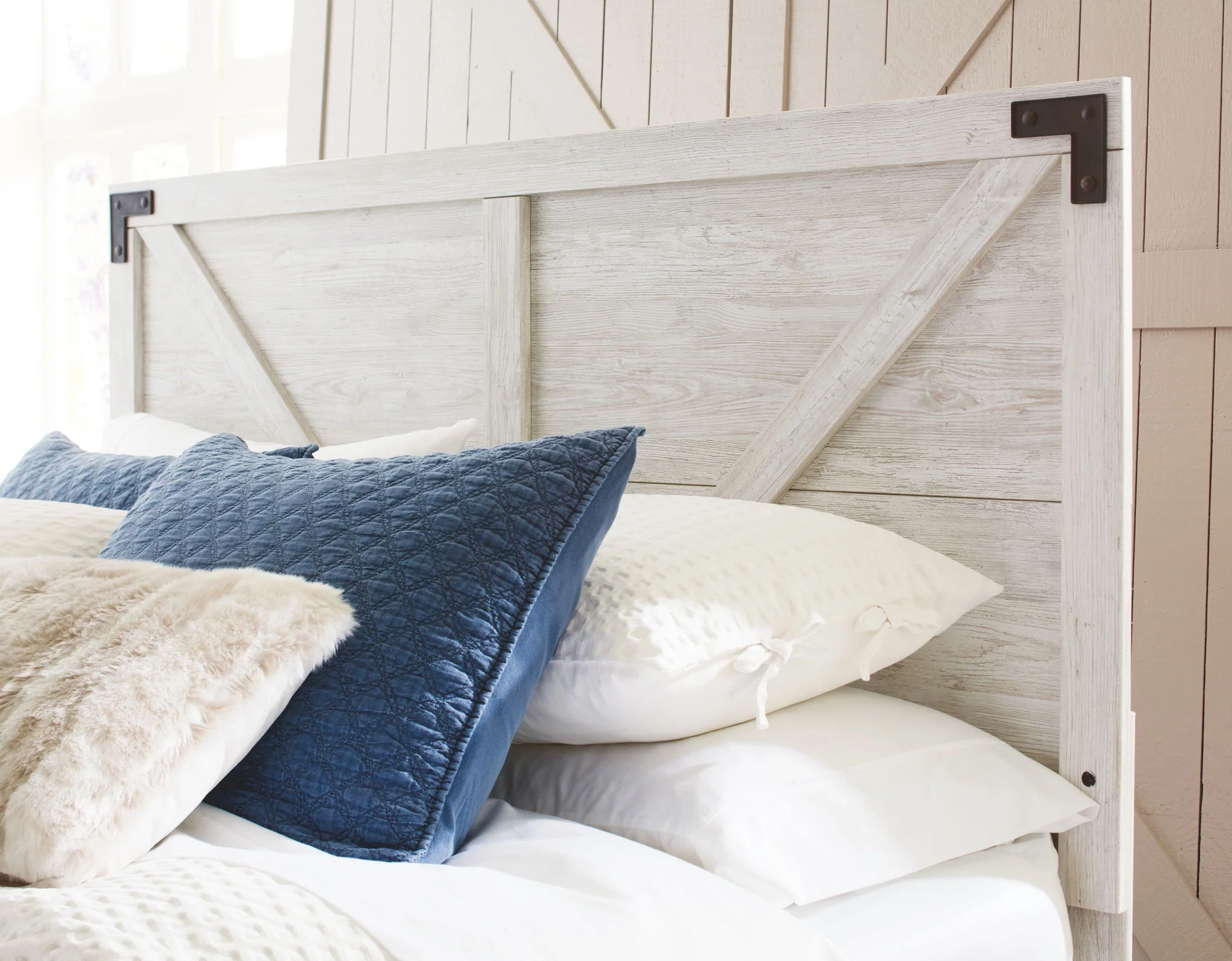 Shawburn - Whitewash - Full Panel Platform Bed - Image 3