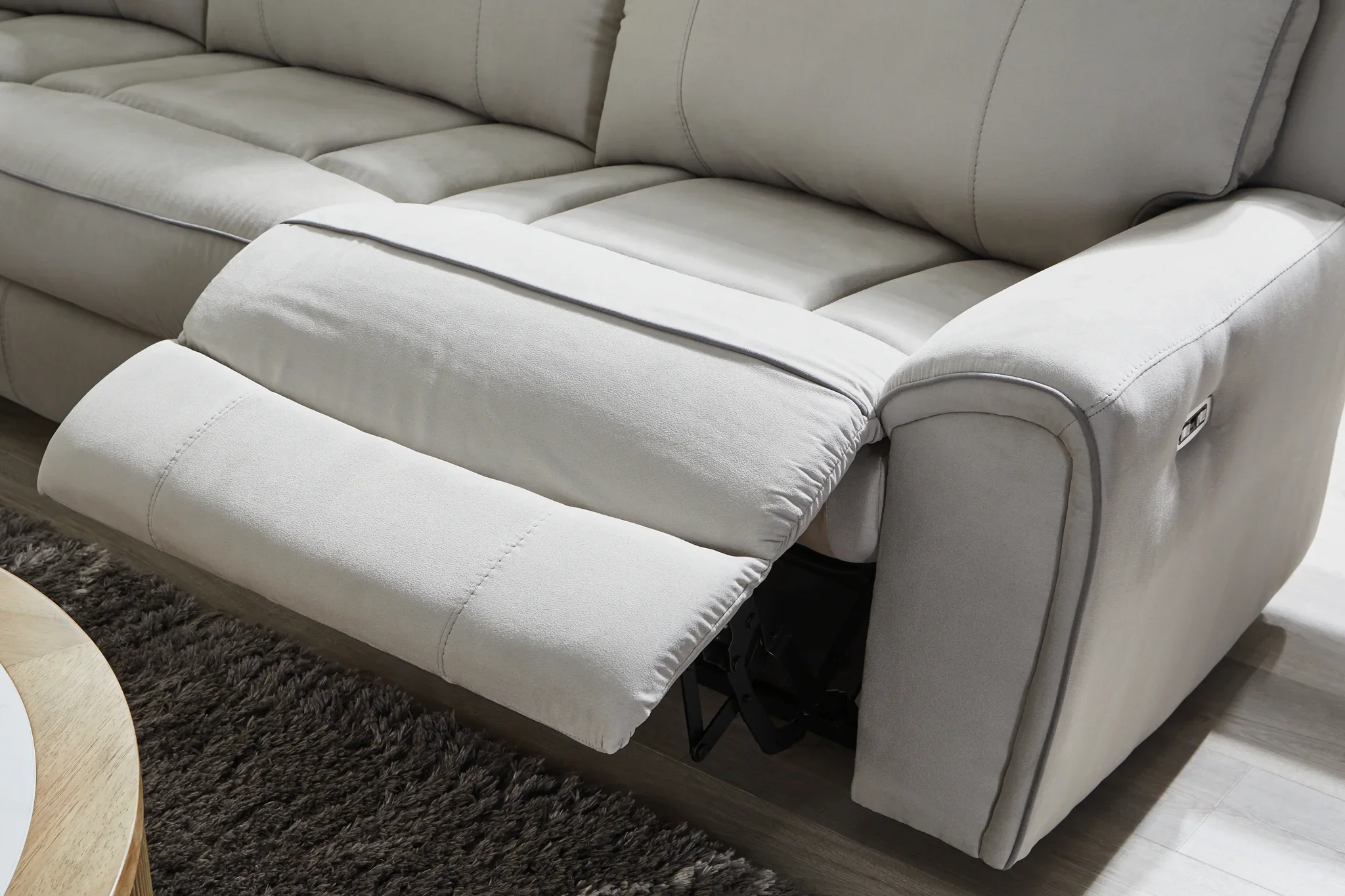 Social Pointe - 6-Piece Power Reclining Sectional - Pearl / Ash - Image 7