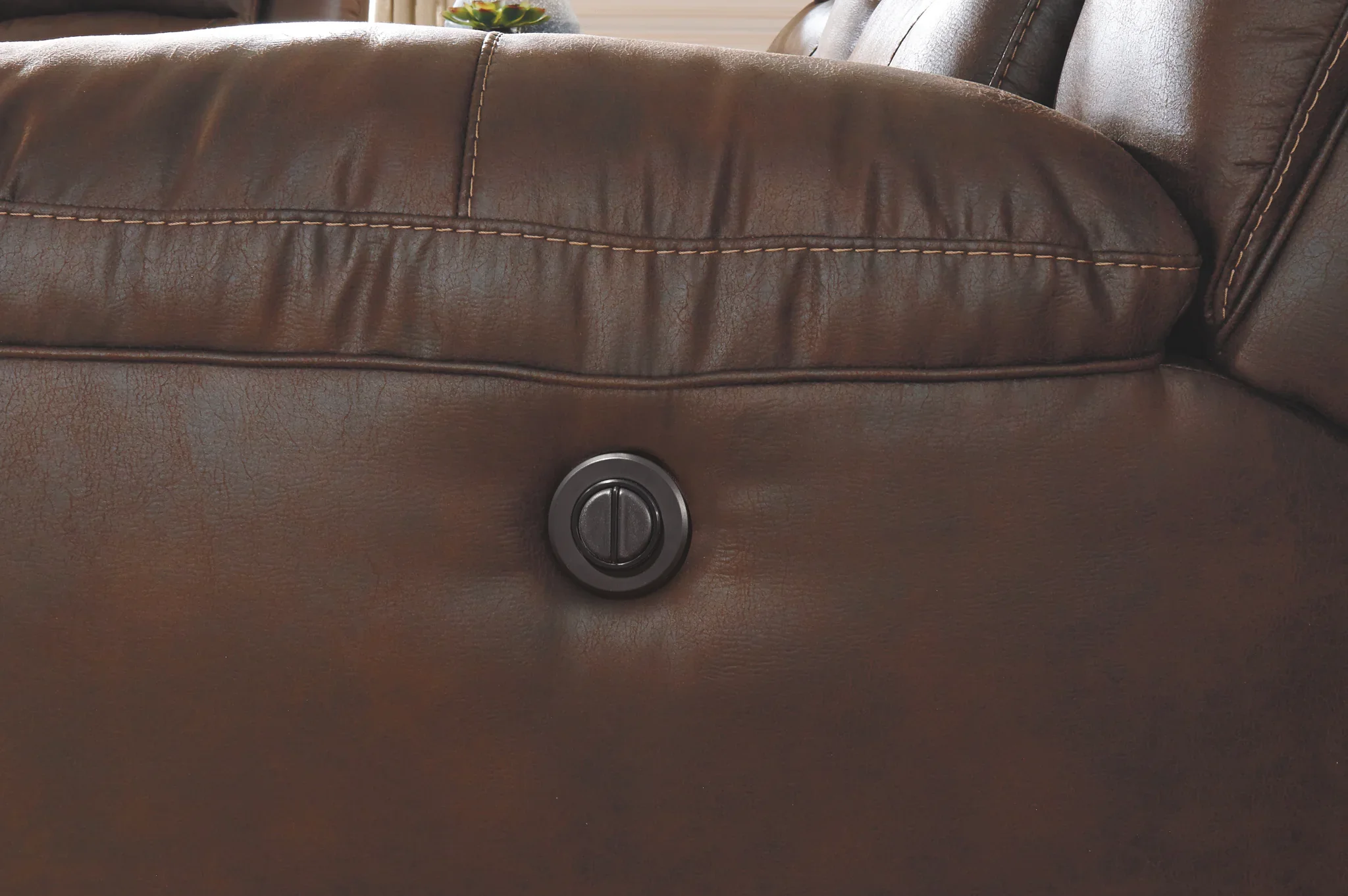Stoneland - Chocolate - Dbl Rec Pwr Loveseat W/Console - Image 6