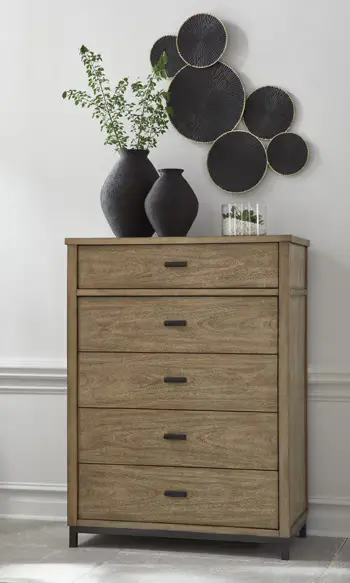 Tomtyn - Light Brown - Five Drawer Chest - Image 2