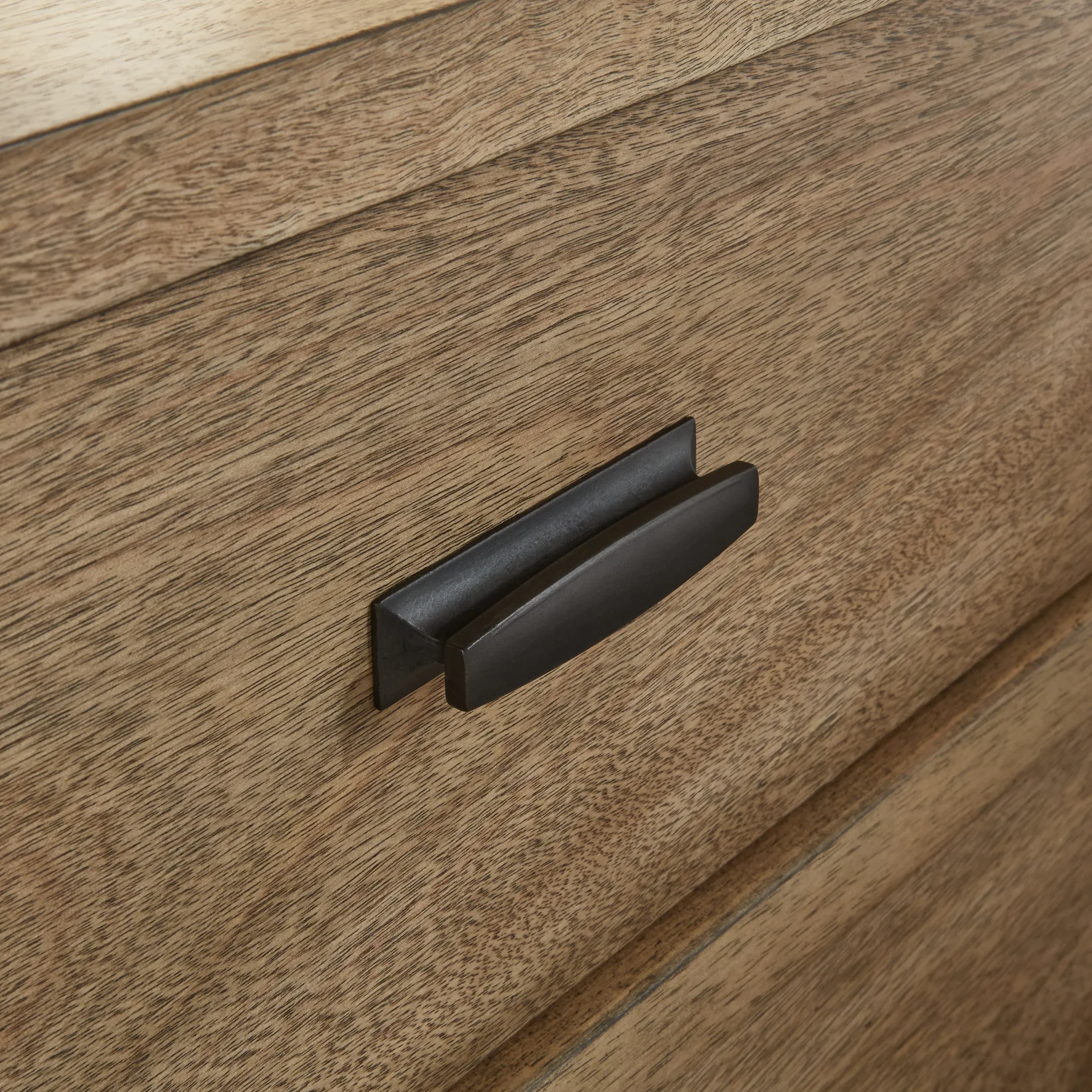 Tomtyn - Light Brown - Five Drawer Chest - Image 6