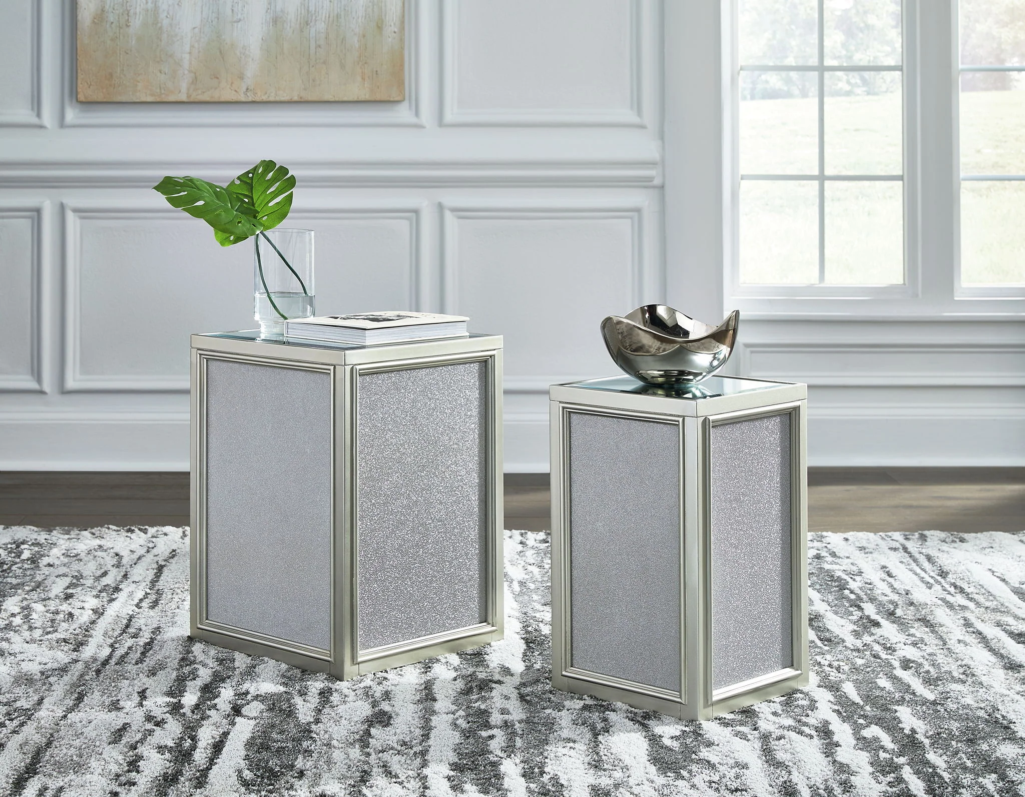 Traleena - Silver Finish - Nesting End Tables (Set of 2) - Image 2