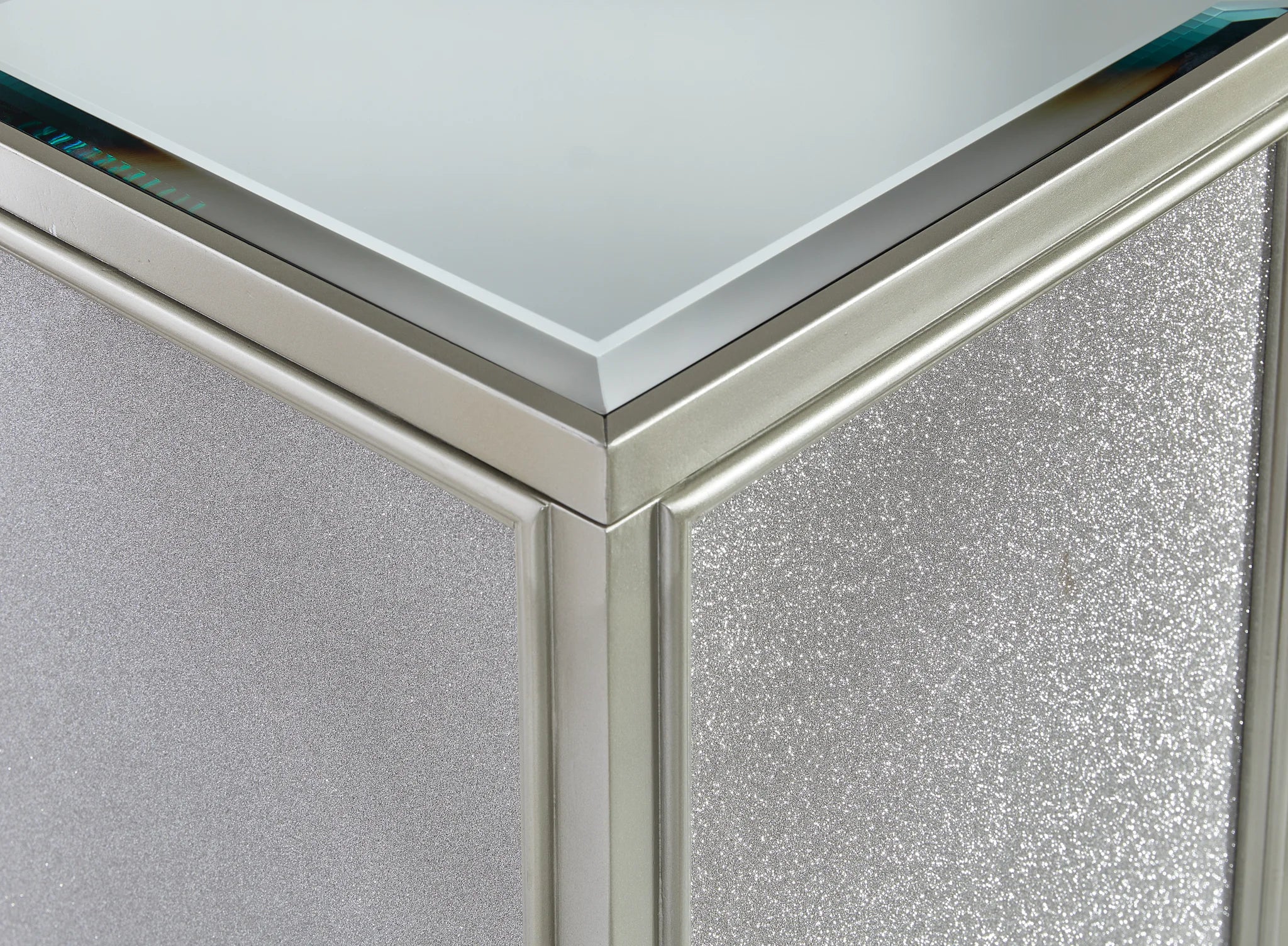 Traleena - Silver Finish - Nesting End Tables (Set of 2) - Image 5