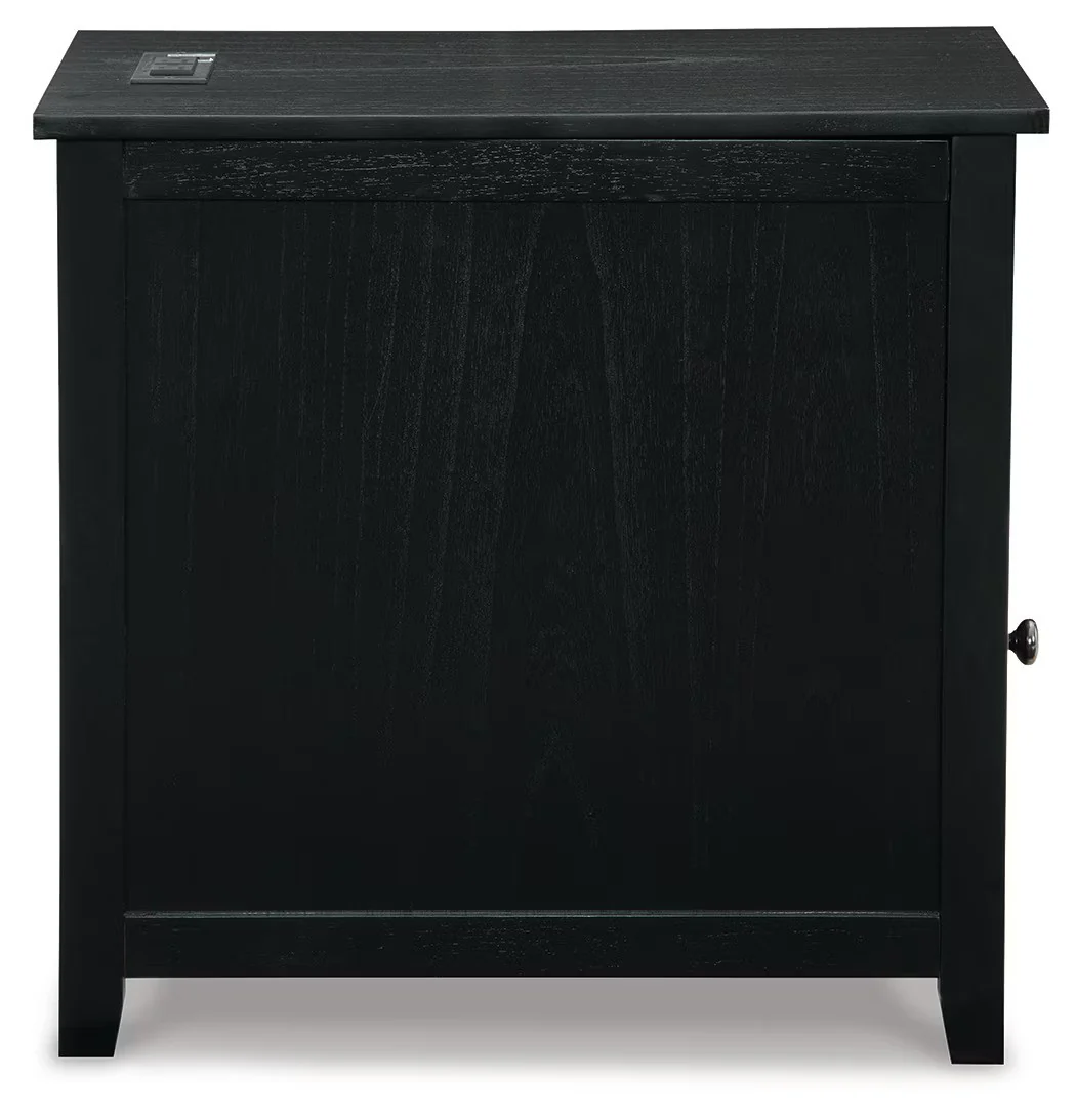 Treytown - Black - Chair Side End Table - Image 6