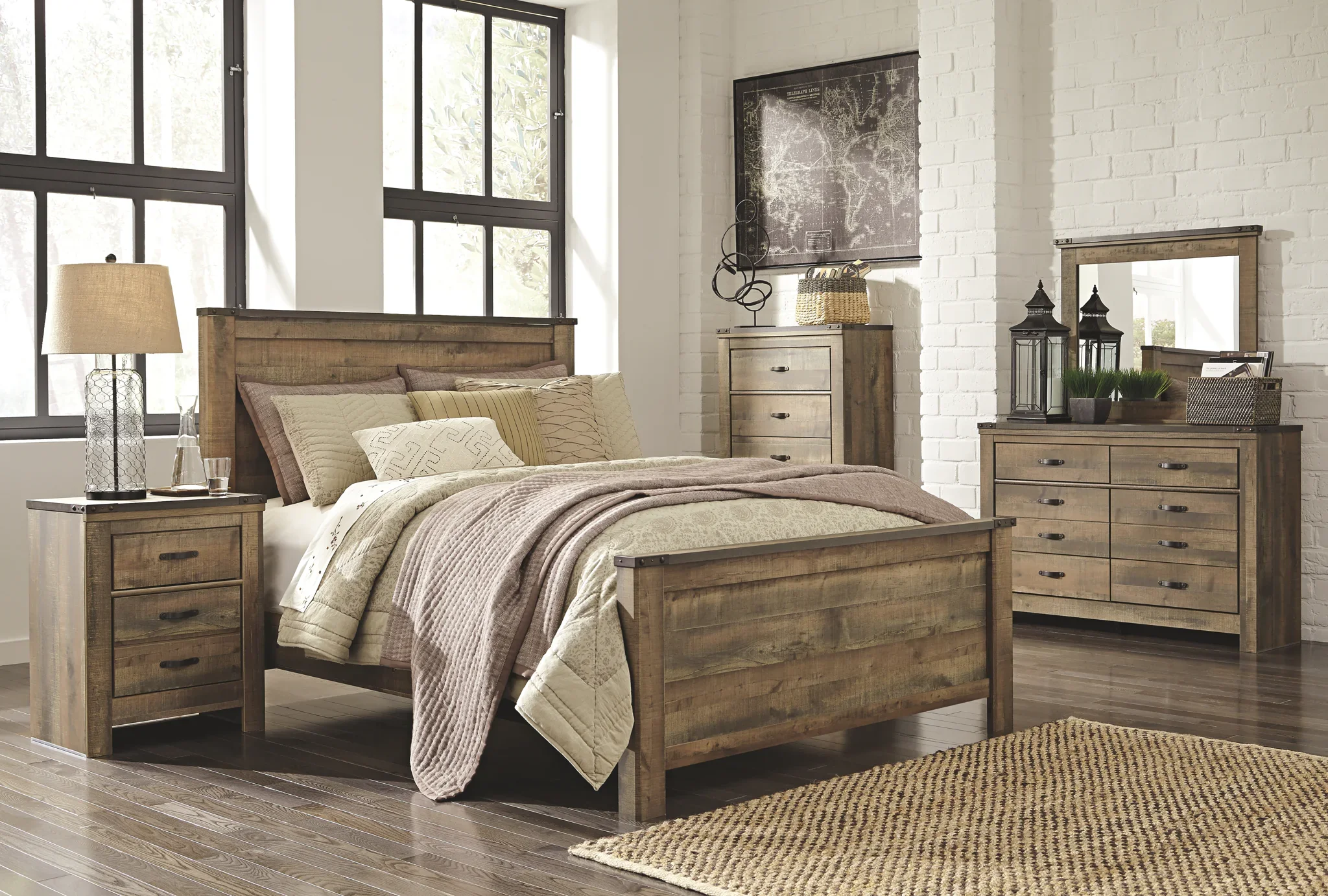 Trinell - Brown - Queen Panel Bed - Image 4