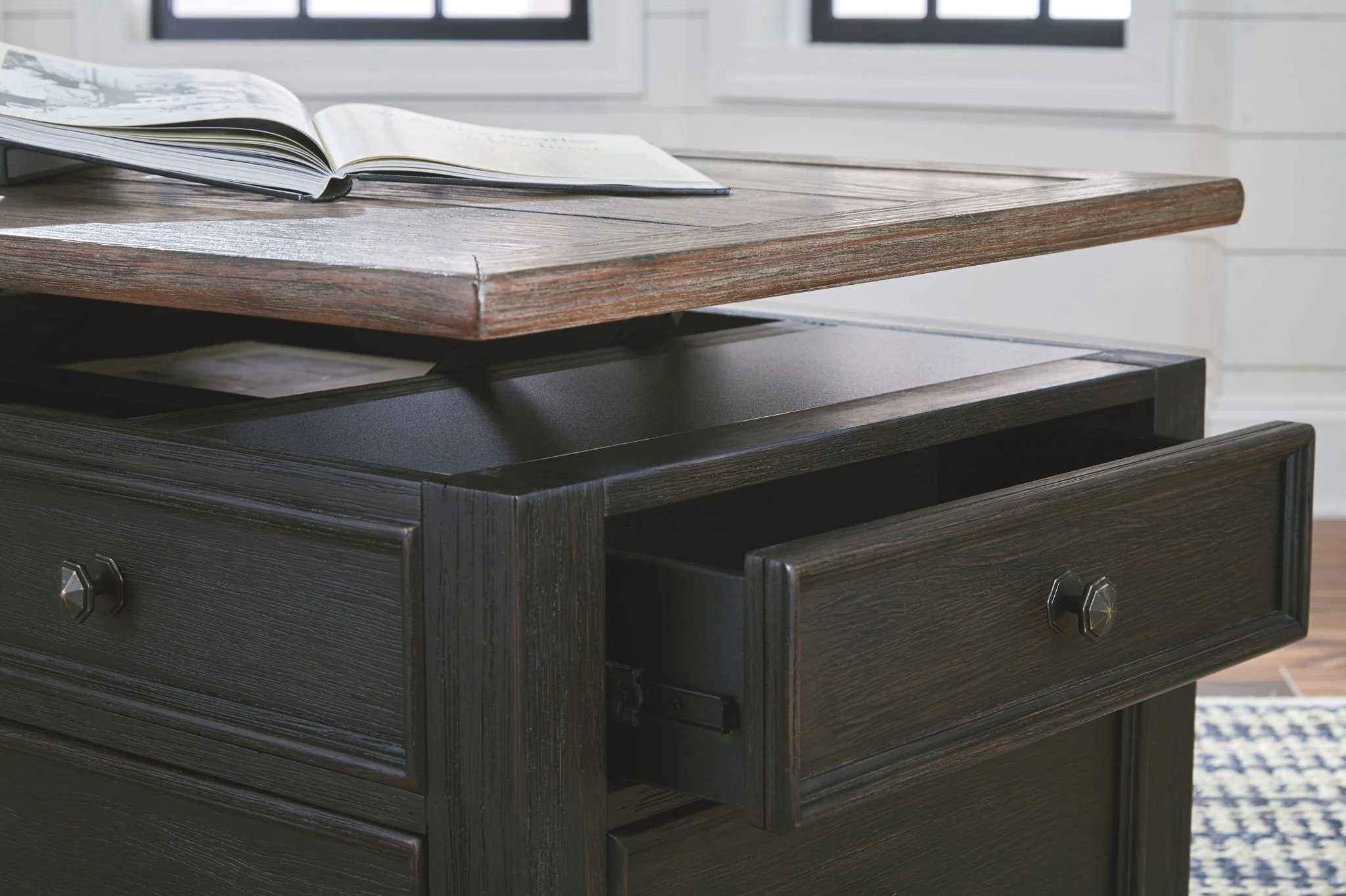 Tyler - Grayish Brown / Black - Lift Top Cocktail Table - Image 8