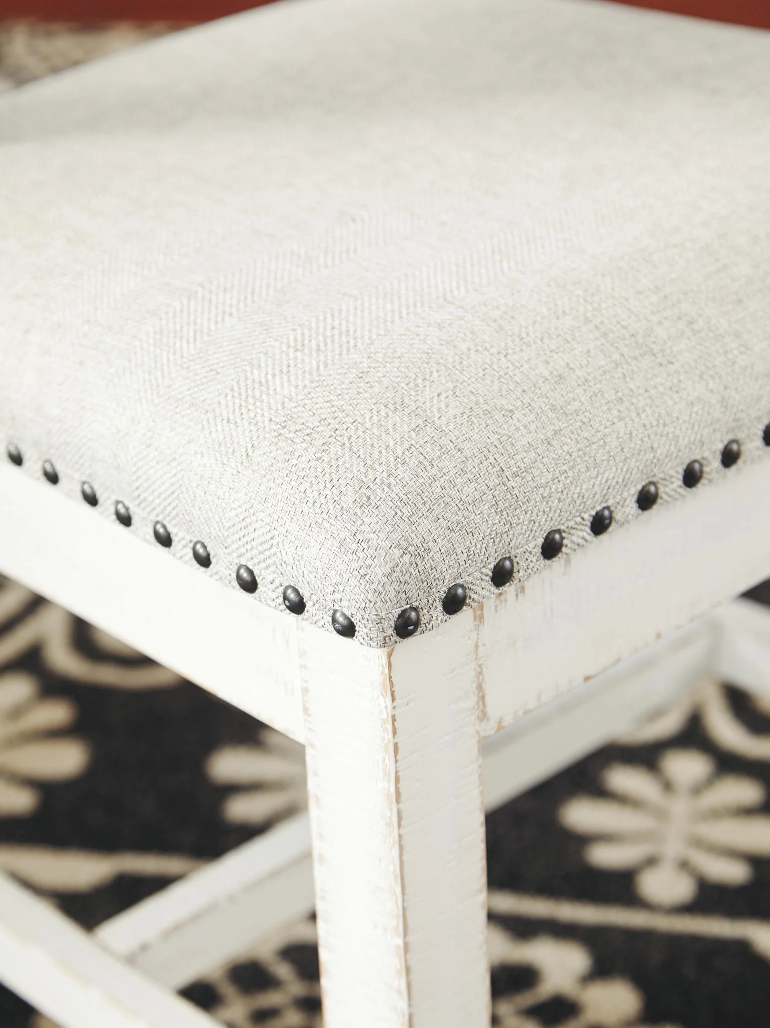 Valebeck - Beige / White - Dining Uph Side Chair (Set of 2) - Image 6