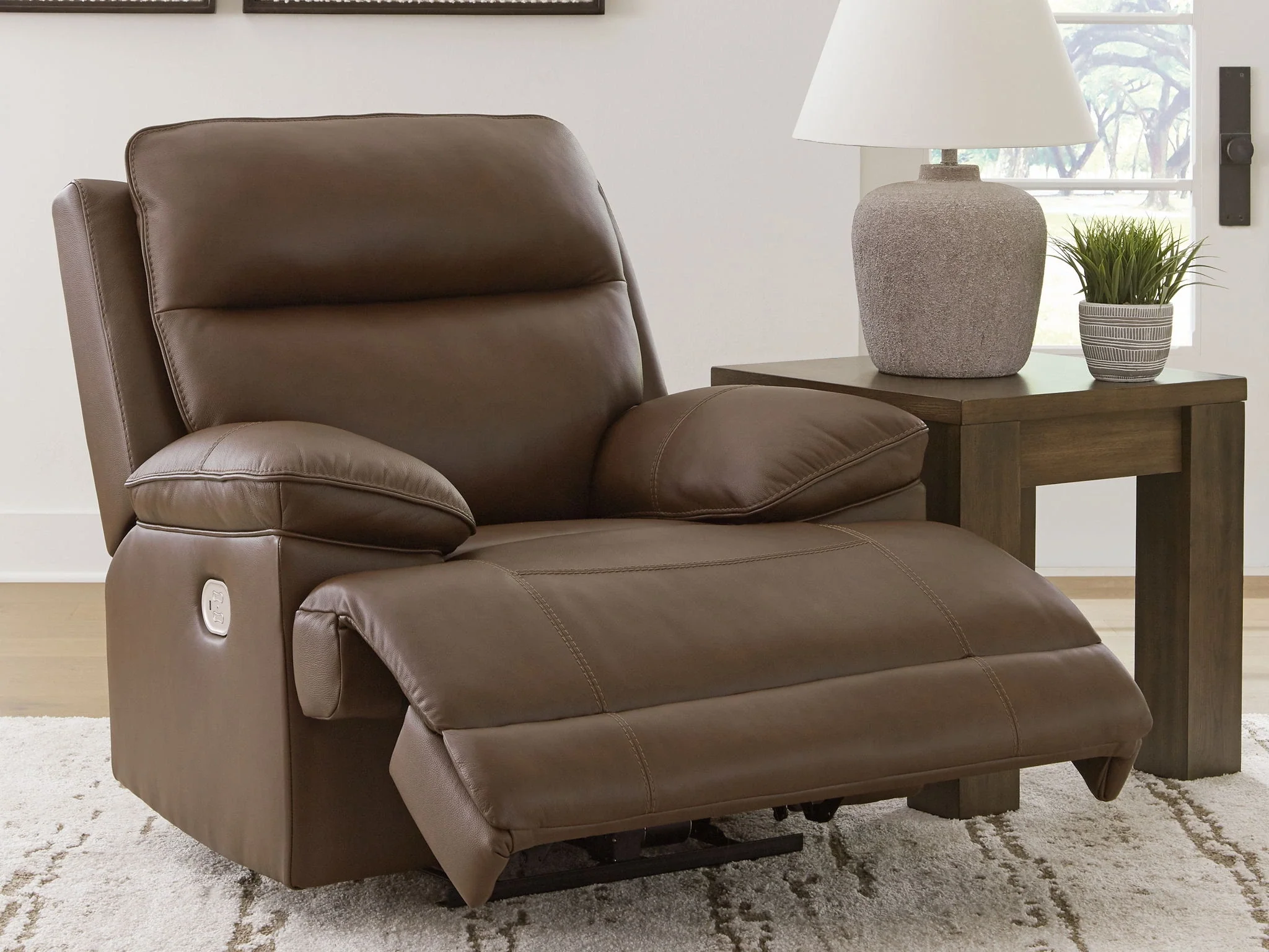 Vonryan - Tobacco - Power Recliner / Adj Headrest - Image 5
