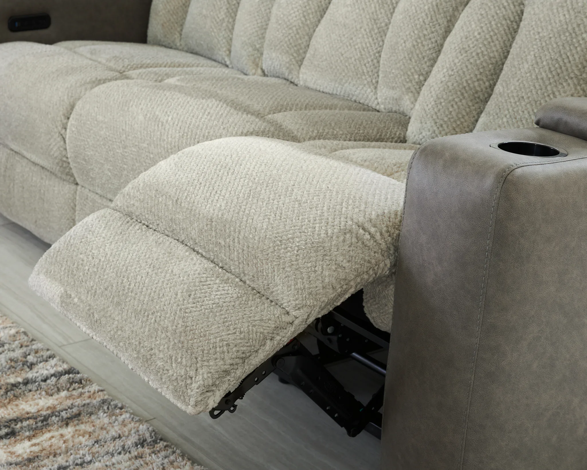 WhipLash - Sisal - Power Reclining Sofa With Adj Headrest - Image 9