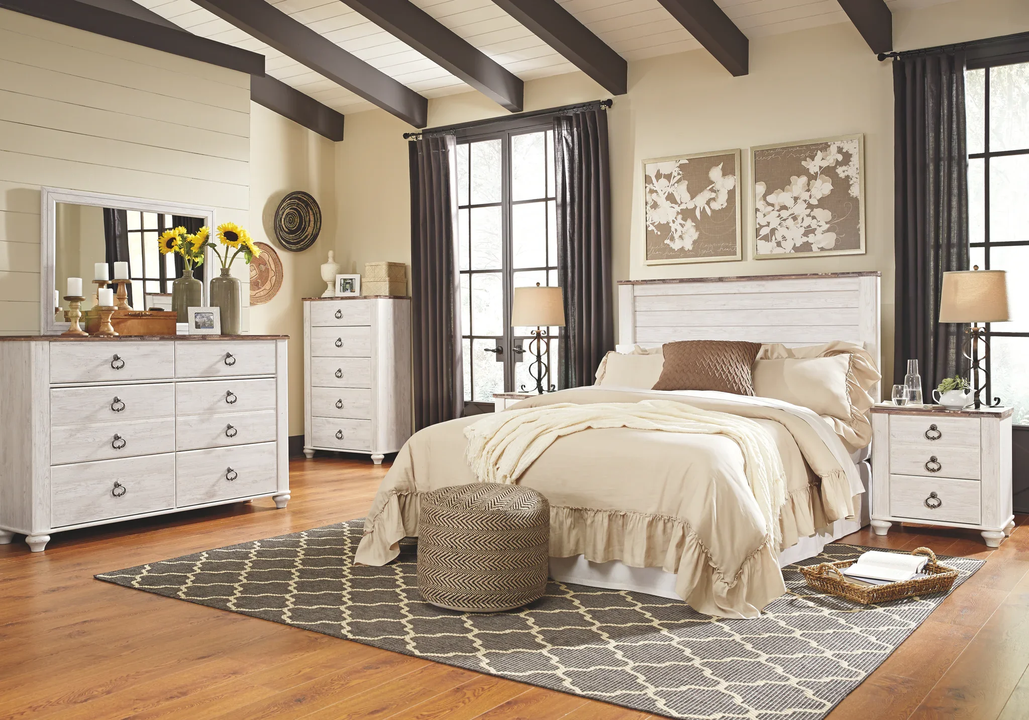 Willowton - Brown / Beige / White - Five Drawer Chest - Image 5