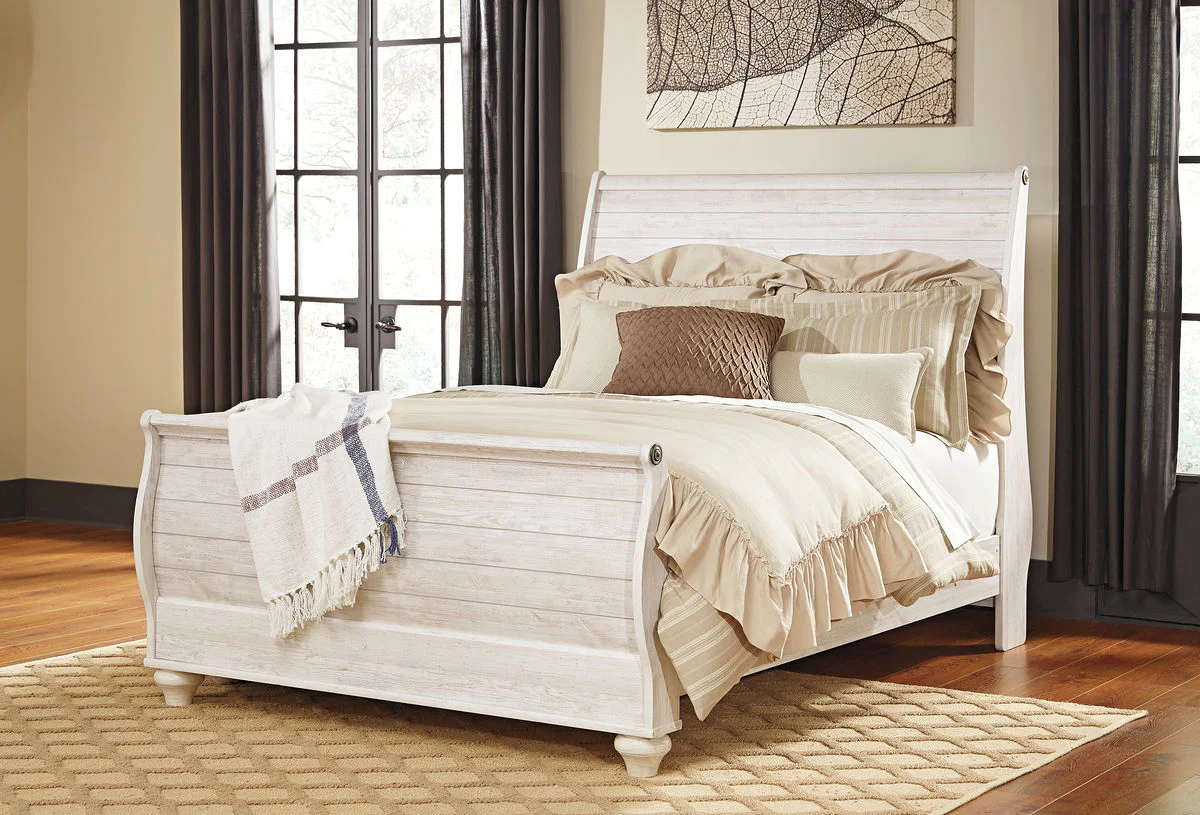 Willowton - Whitewash - Queen Sleigh Bed With Faux Plank Design - Image 2