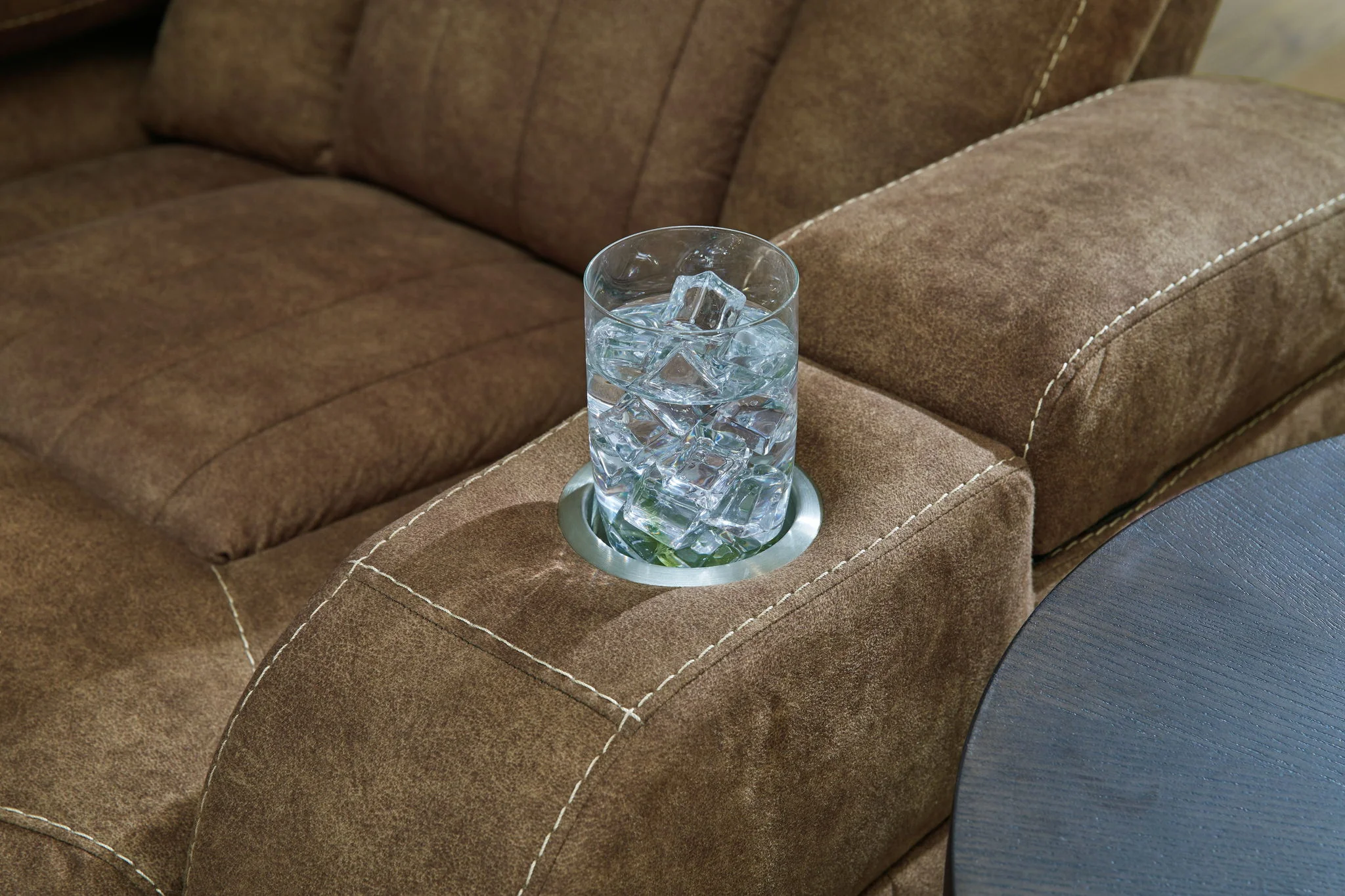 Wolfridge - Brindle - Power Reclining Loveseat With Console /Adj Hdrst - Image 10