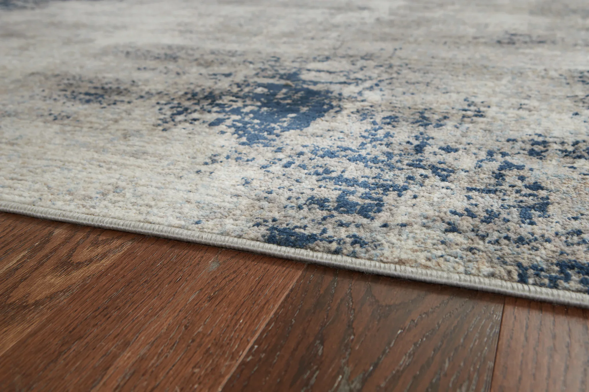 Wrenstow - Gray - Medium Rug - 5' x 7' - Image 3
